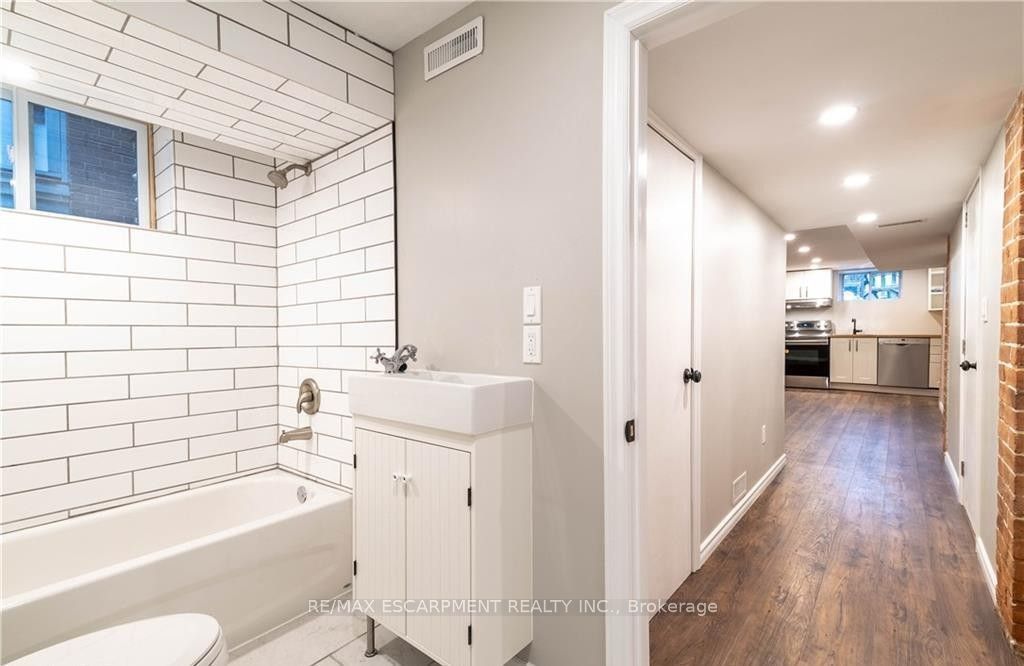 50 Burris Street B Property Photo 13