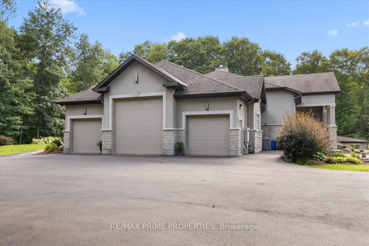 1161 Du Gouverneur Drive Property Photo 3