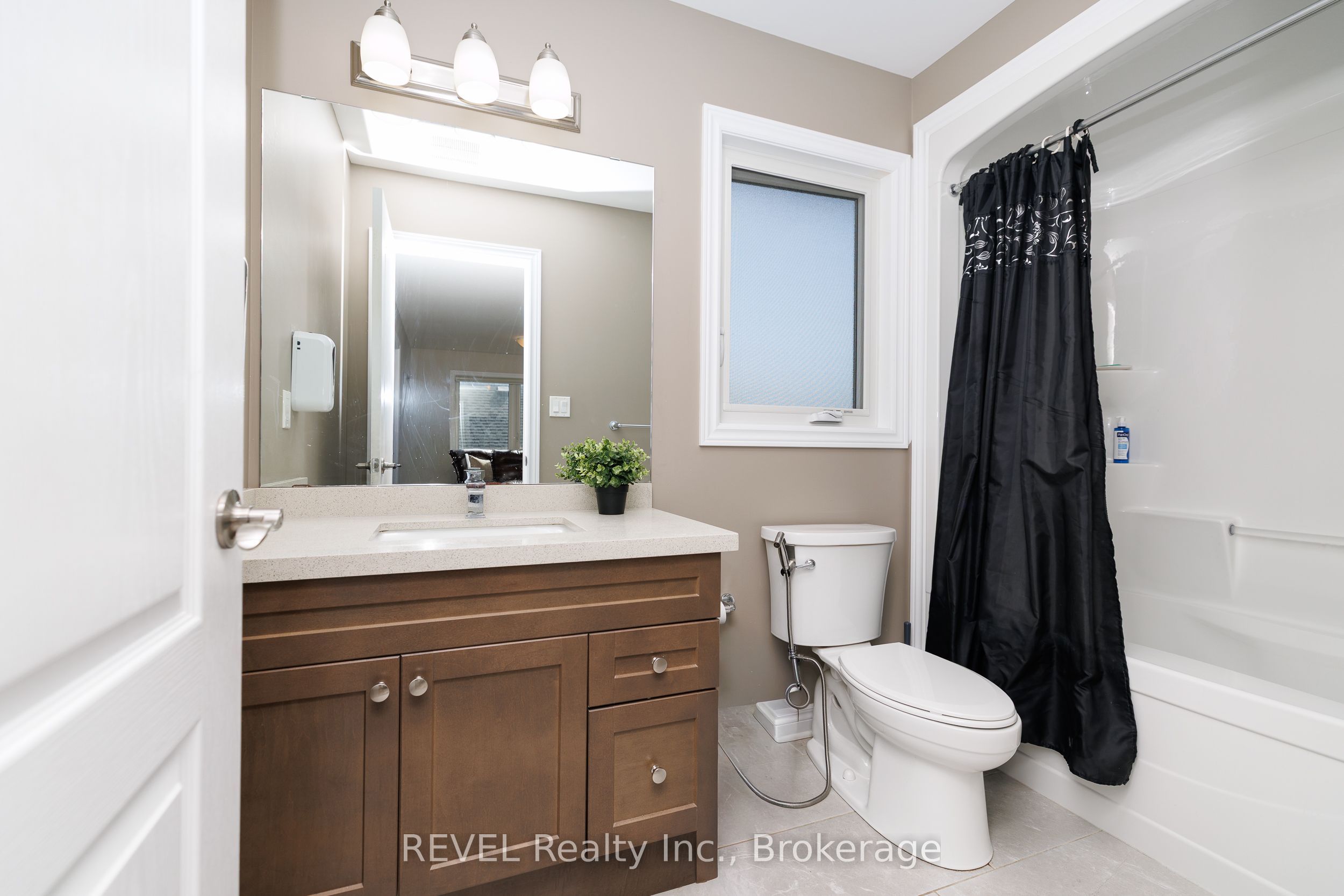 8961 Emily Boulevard Property Photo 25
