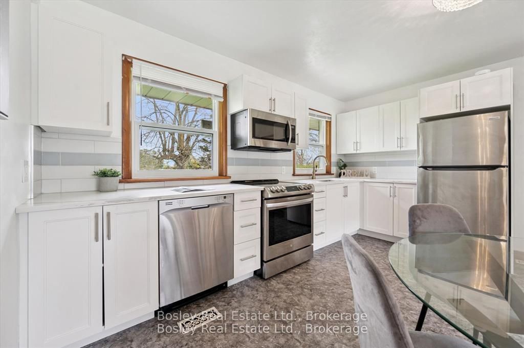 8 Gordon Street Property Photo 7