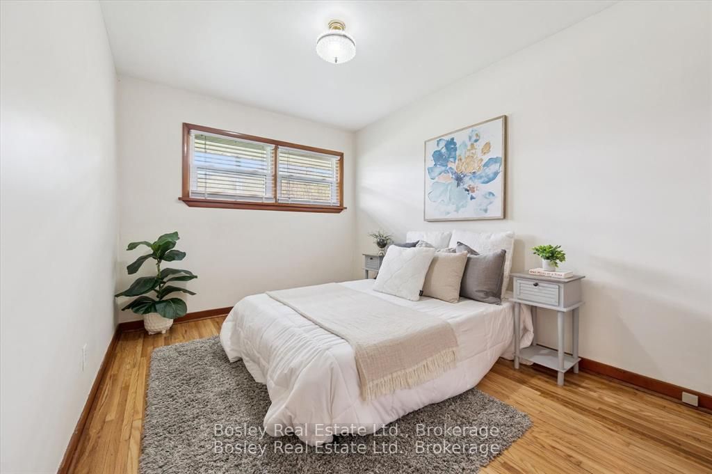 8 Gordon Street Property Photo 11