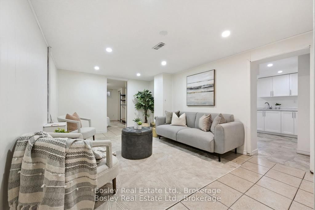 8 Gordon Street Property Photo 14