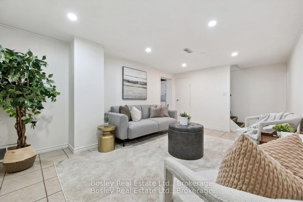 8 Gordon Street Property Photo 15
