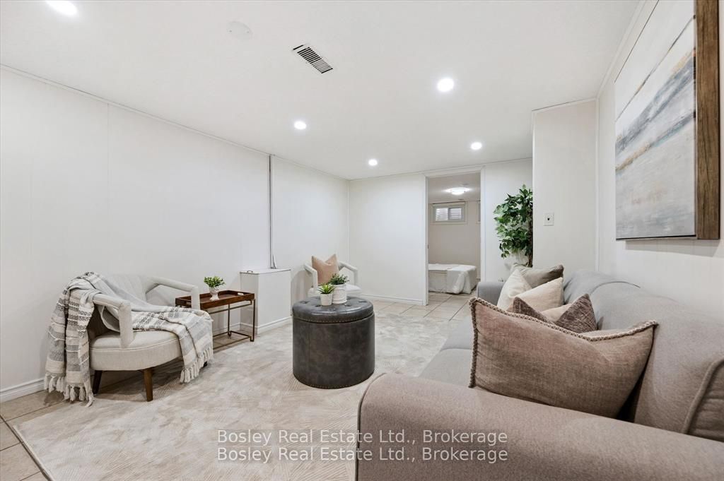 8 Gordon Street Property Photo 16