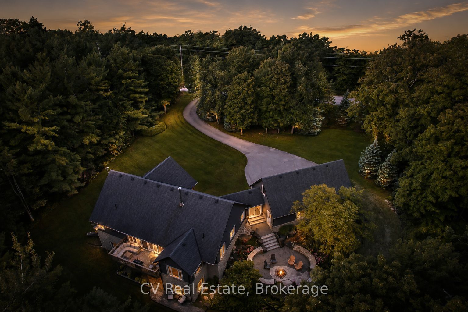595530 4th Line Property Photo 3