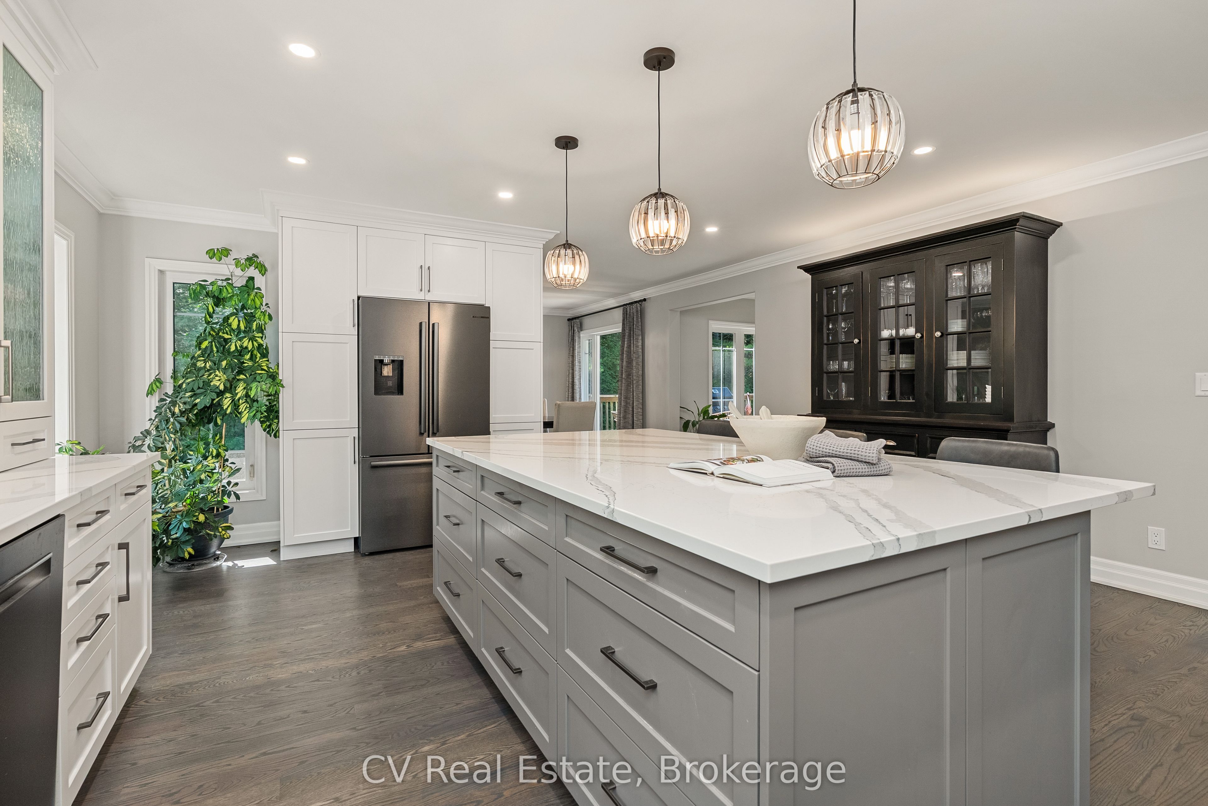 595530 4th Line Property Photo 18