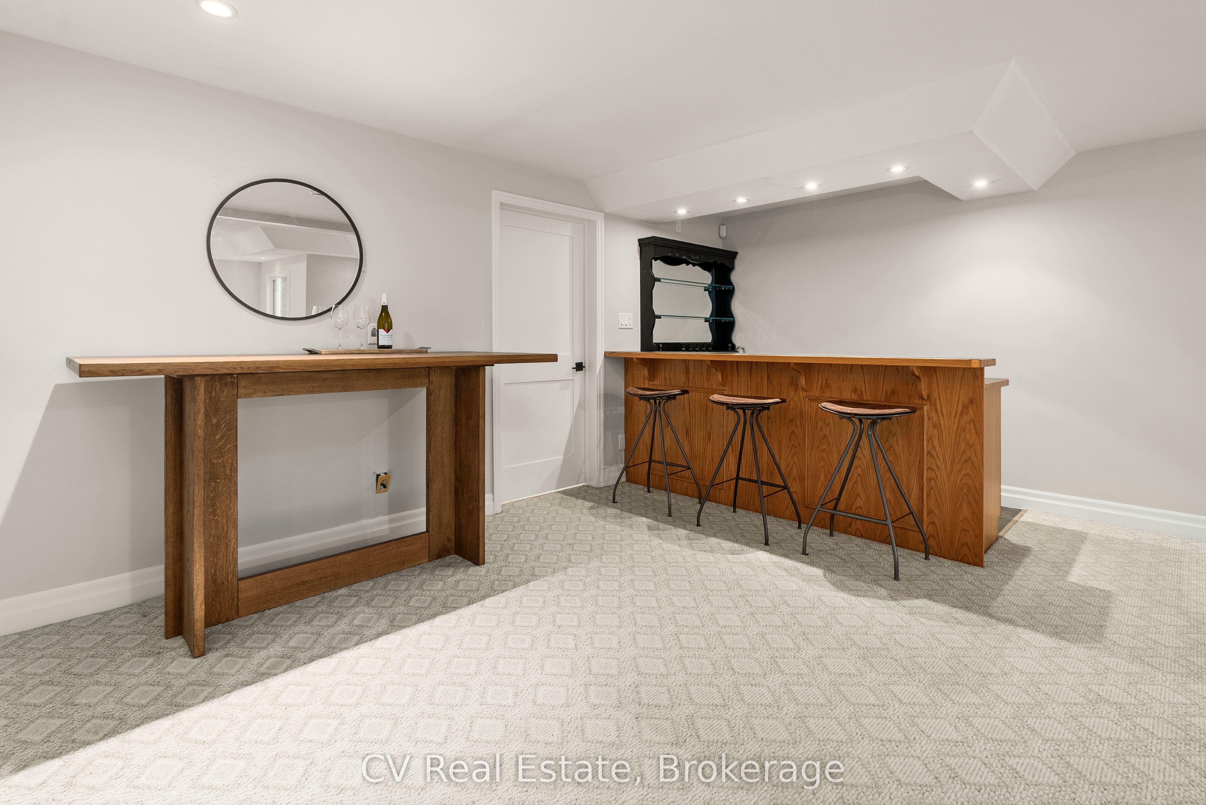 595530 4th Line Property Photo 37
