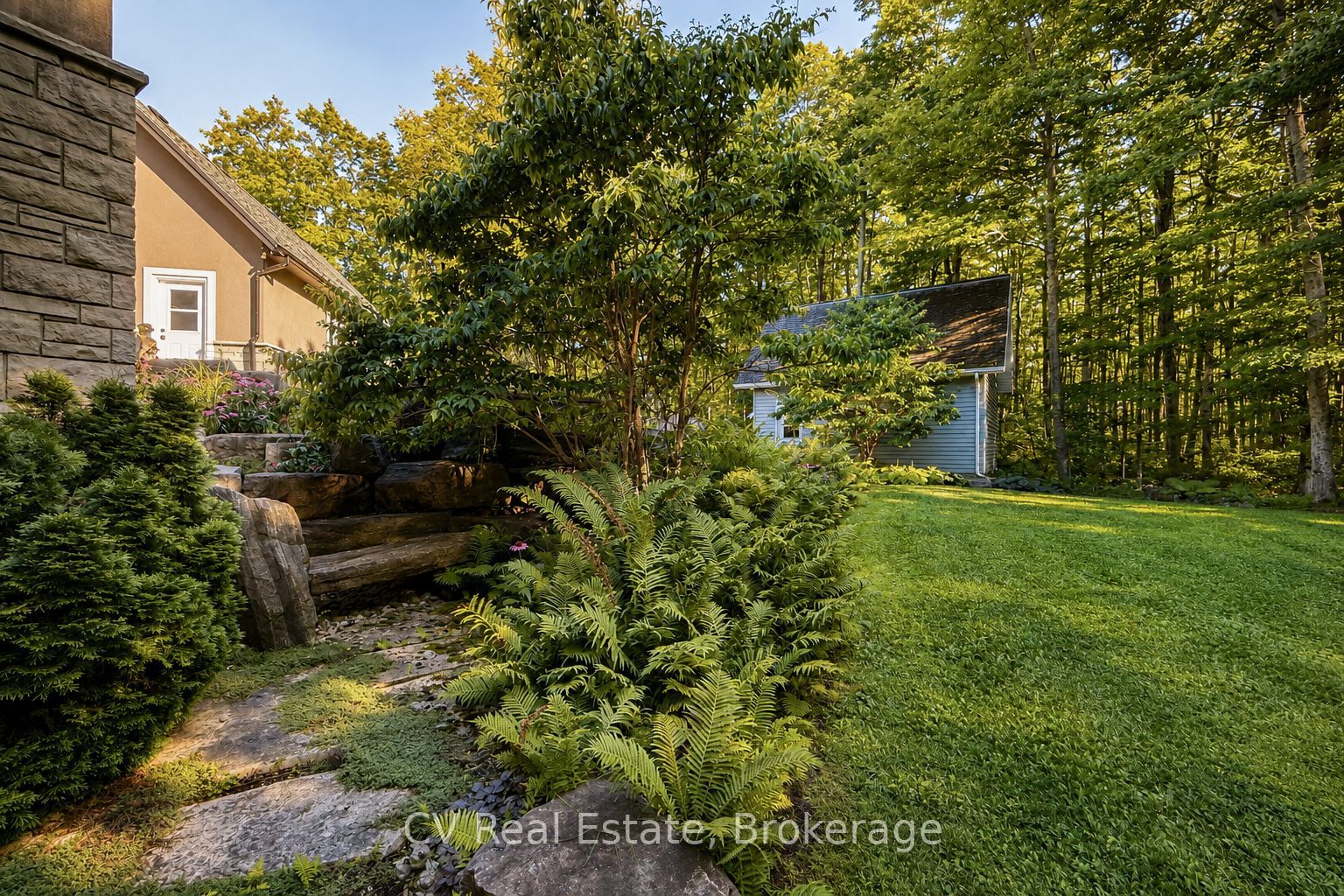 595530 4th Line Property Photo 49