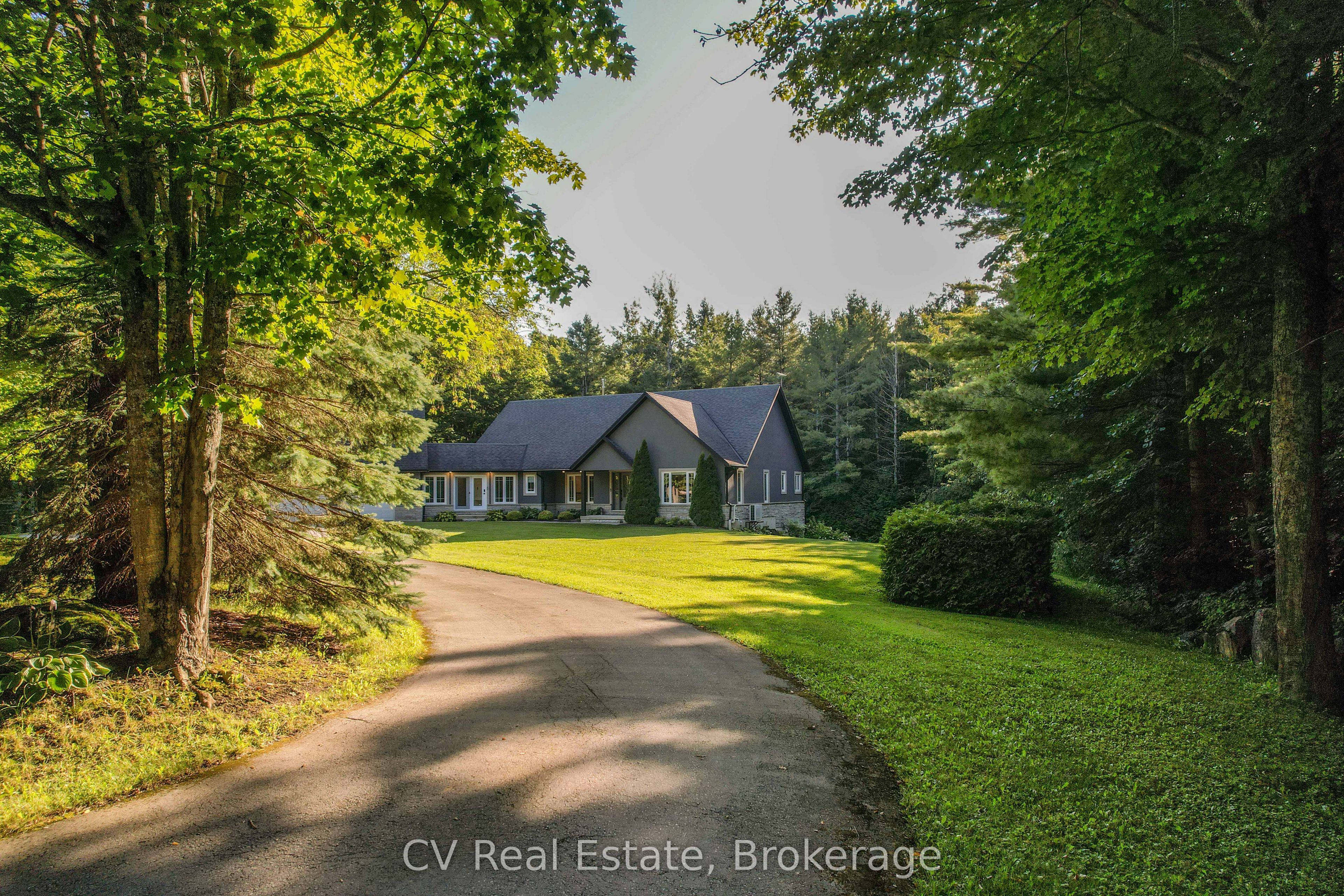 595530 4th Line Property Photo 50