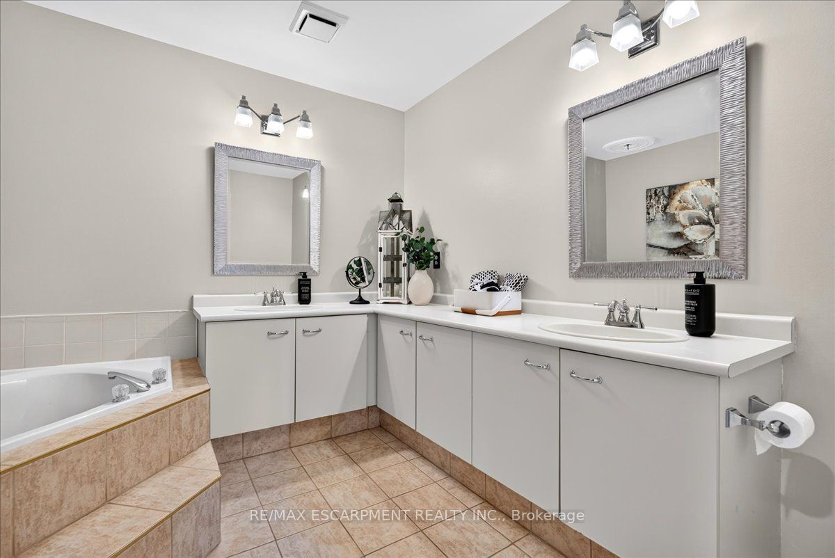 52 Sunvale Place Property Photo 23