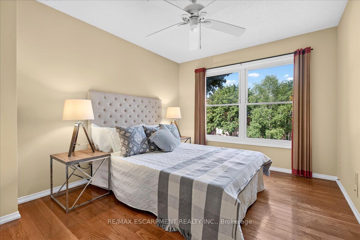 52 Sunvale Place Property Photo 27