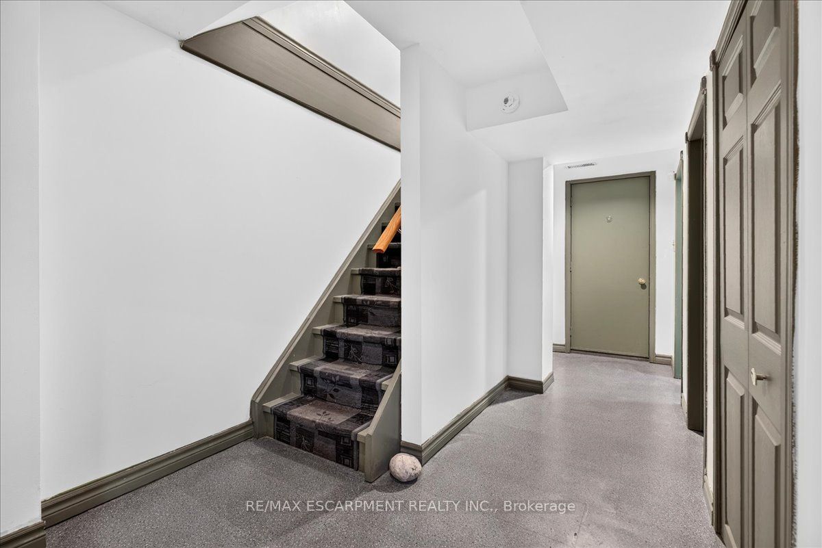 52 Sunvale Place Property Photo 28