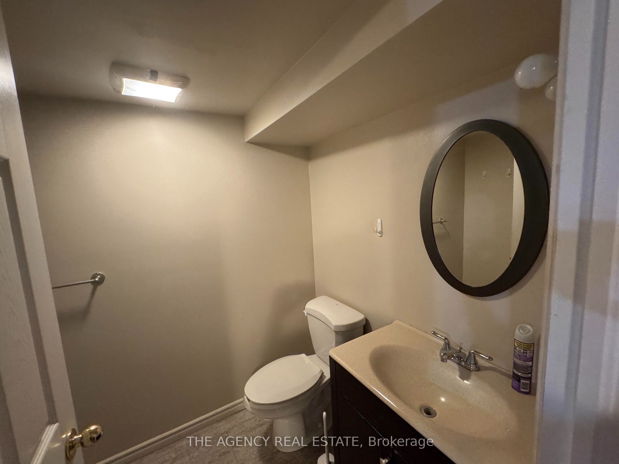 320 Ambleside Drive 60 Property Photo 17