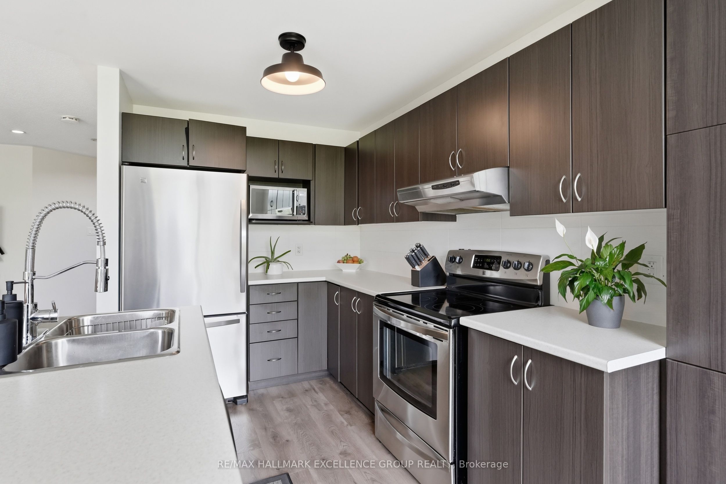 2241 Marble Crescent Property Photo 14