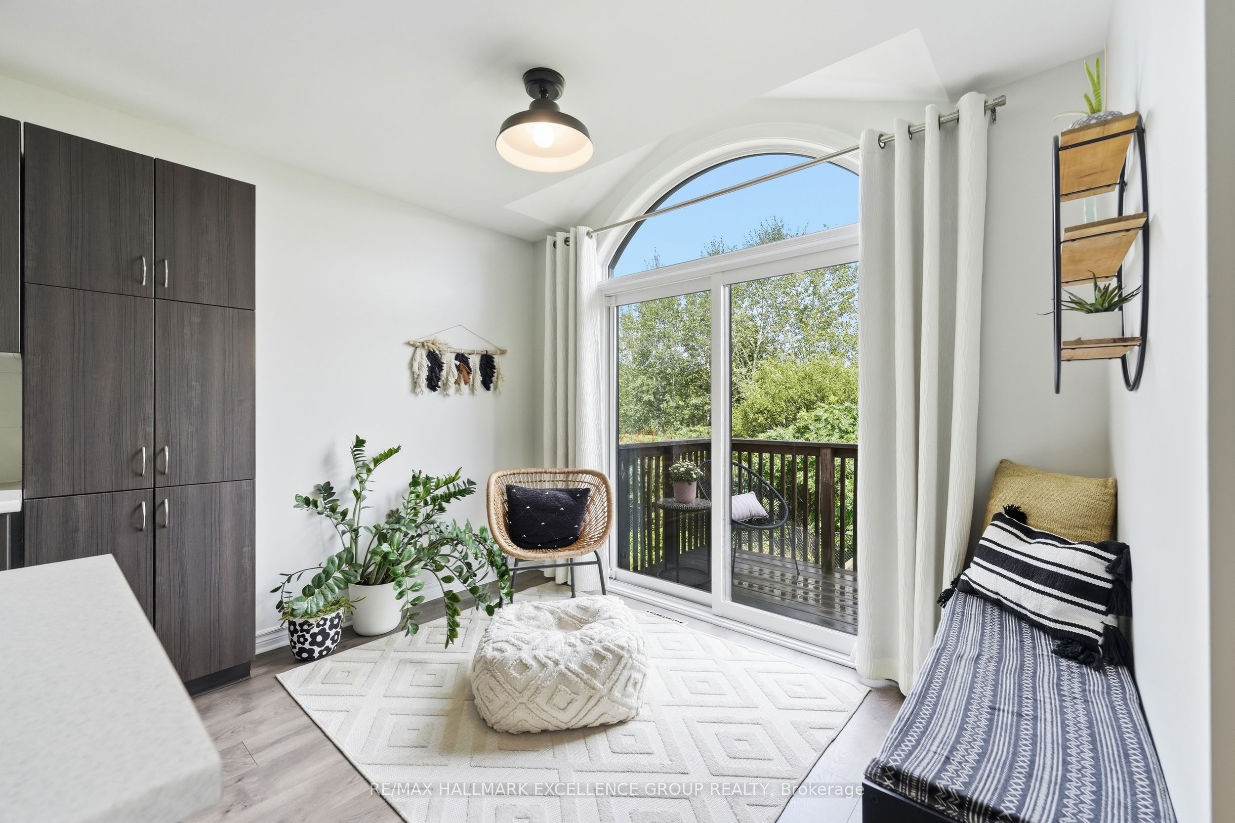 2241 Marble Crescent Property Photo 16