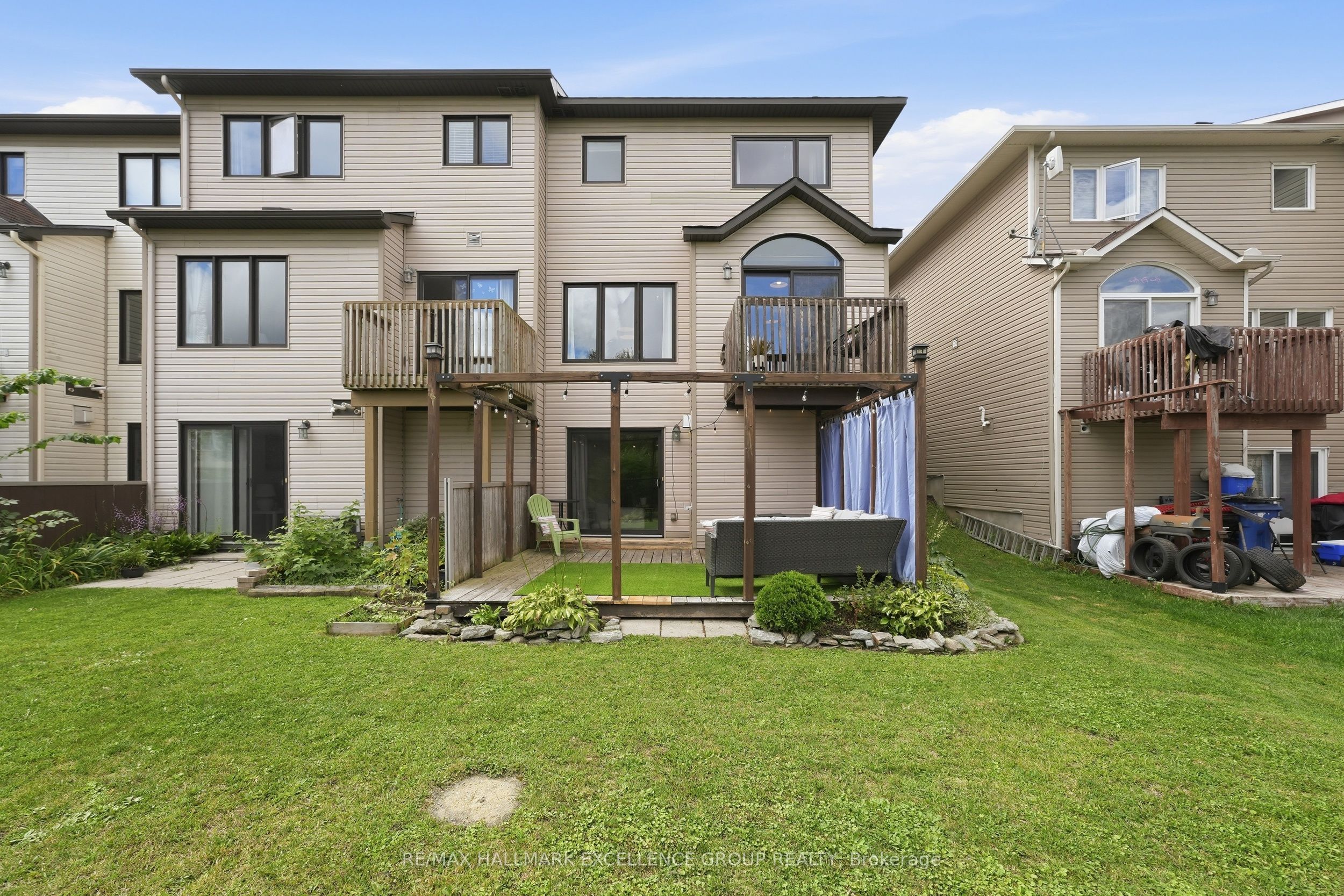 2241 Marble Crescent Property Photo 34