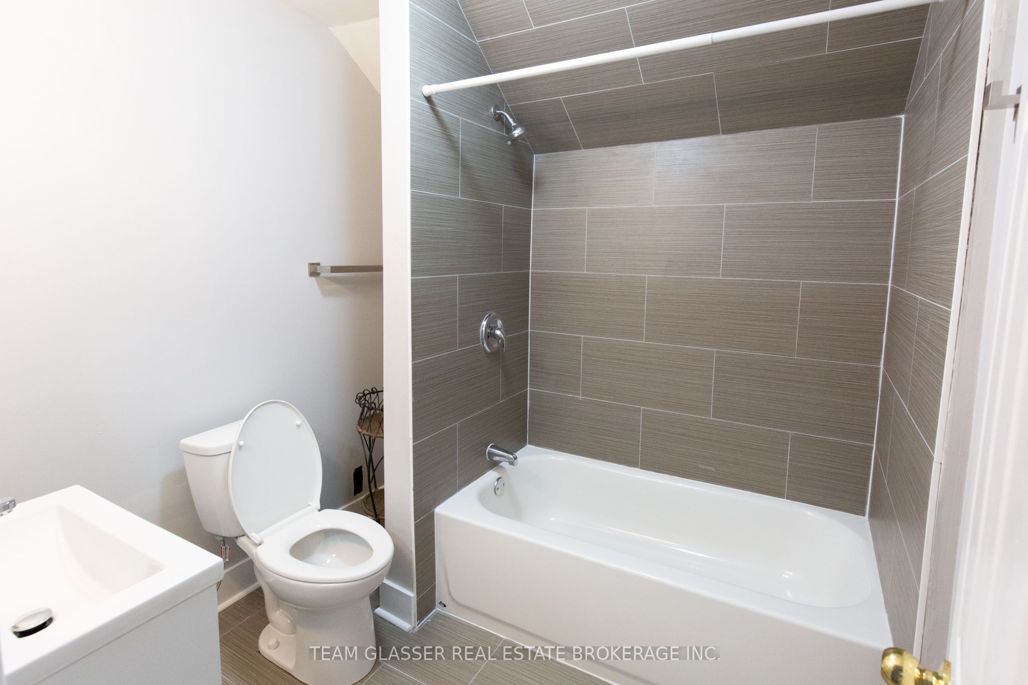 69 Kains Street Property Photo 16