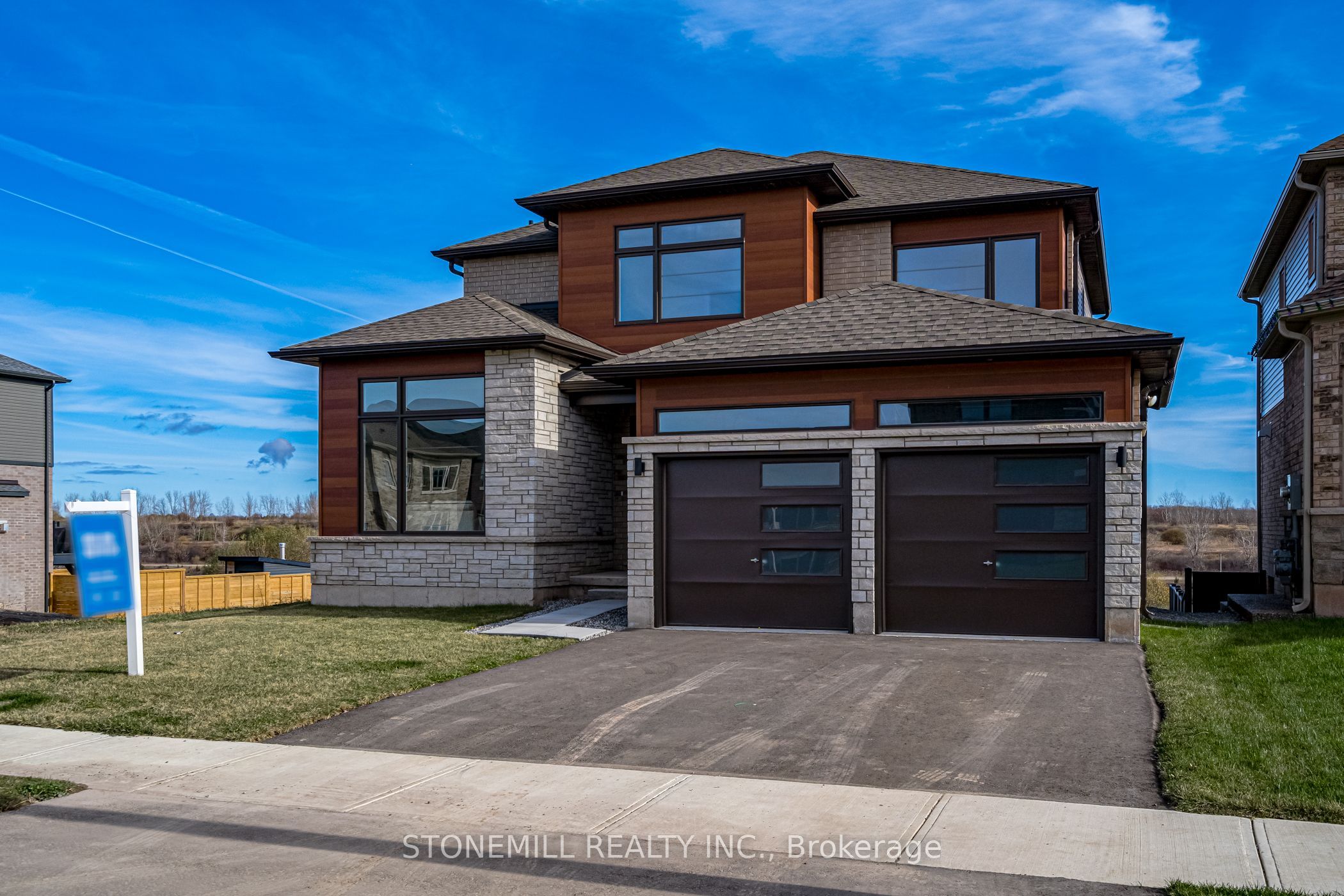 156 Shoreview Drive Property Photo 1