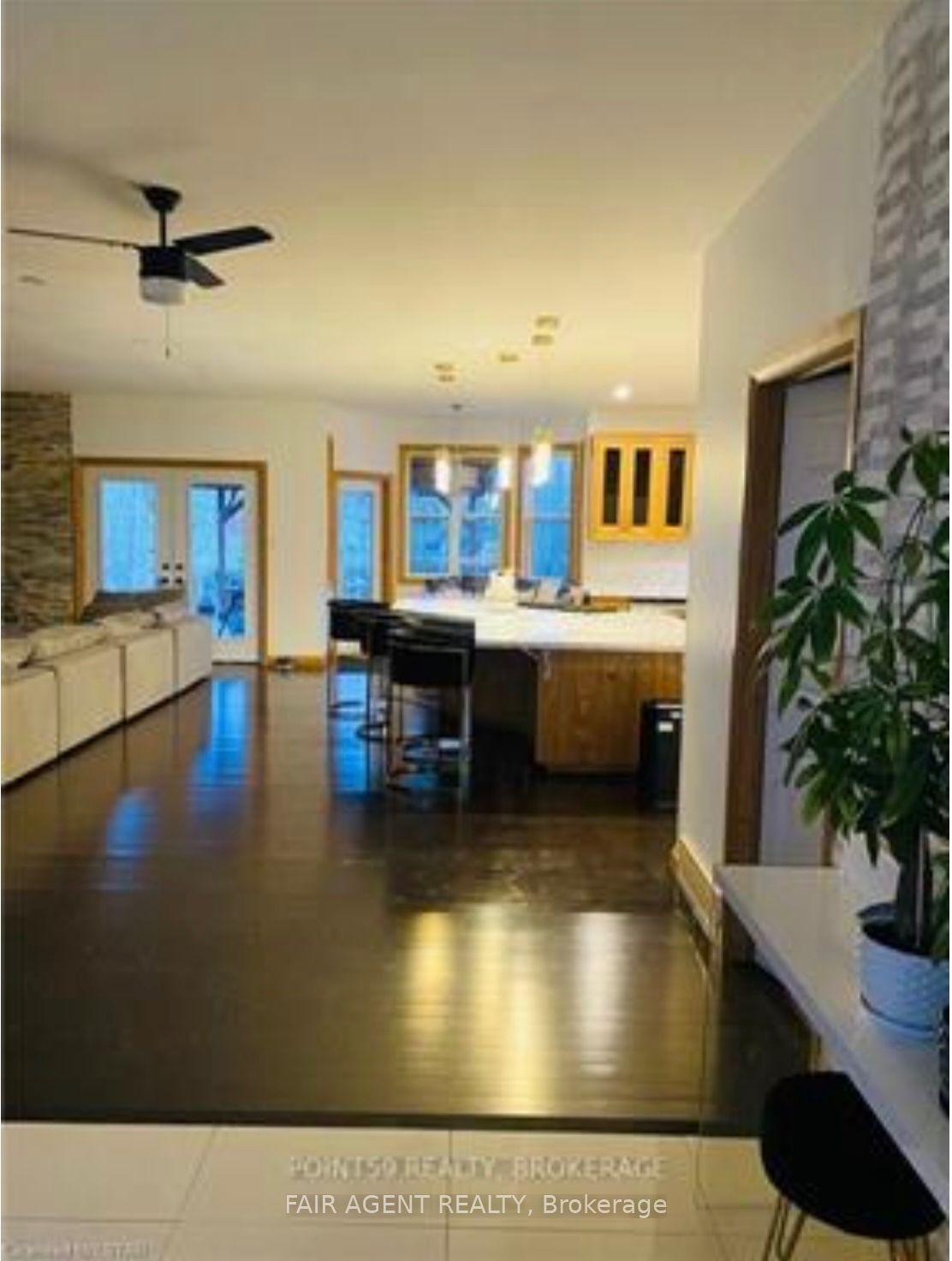 56091 Maple Grove Line Property Photo 4