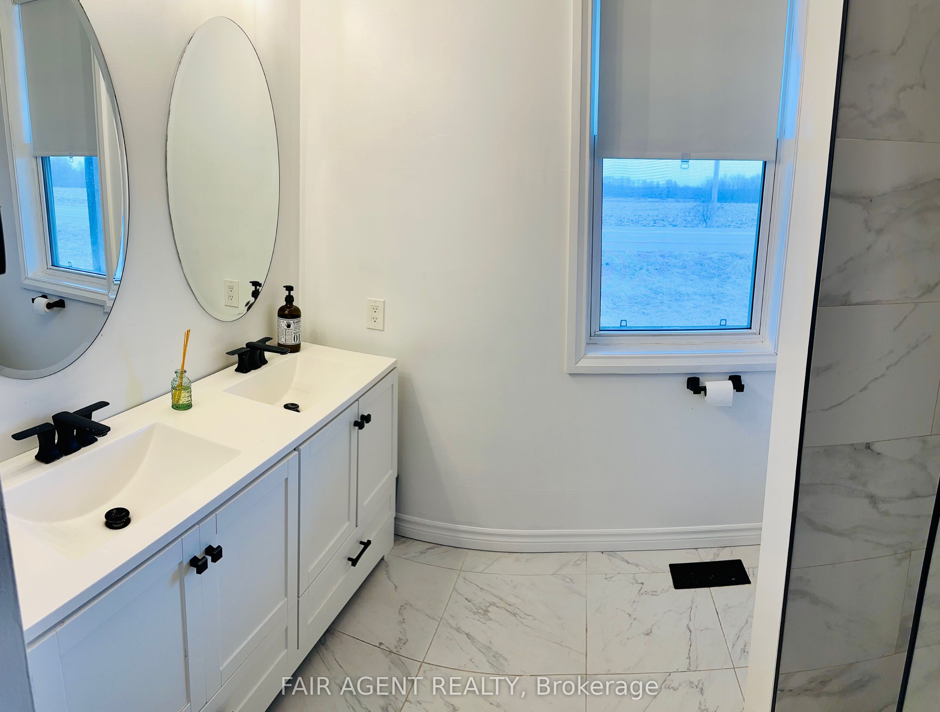 56091 Maple Grove Line Property Photo 9