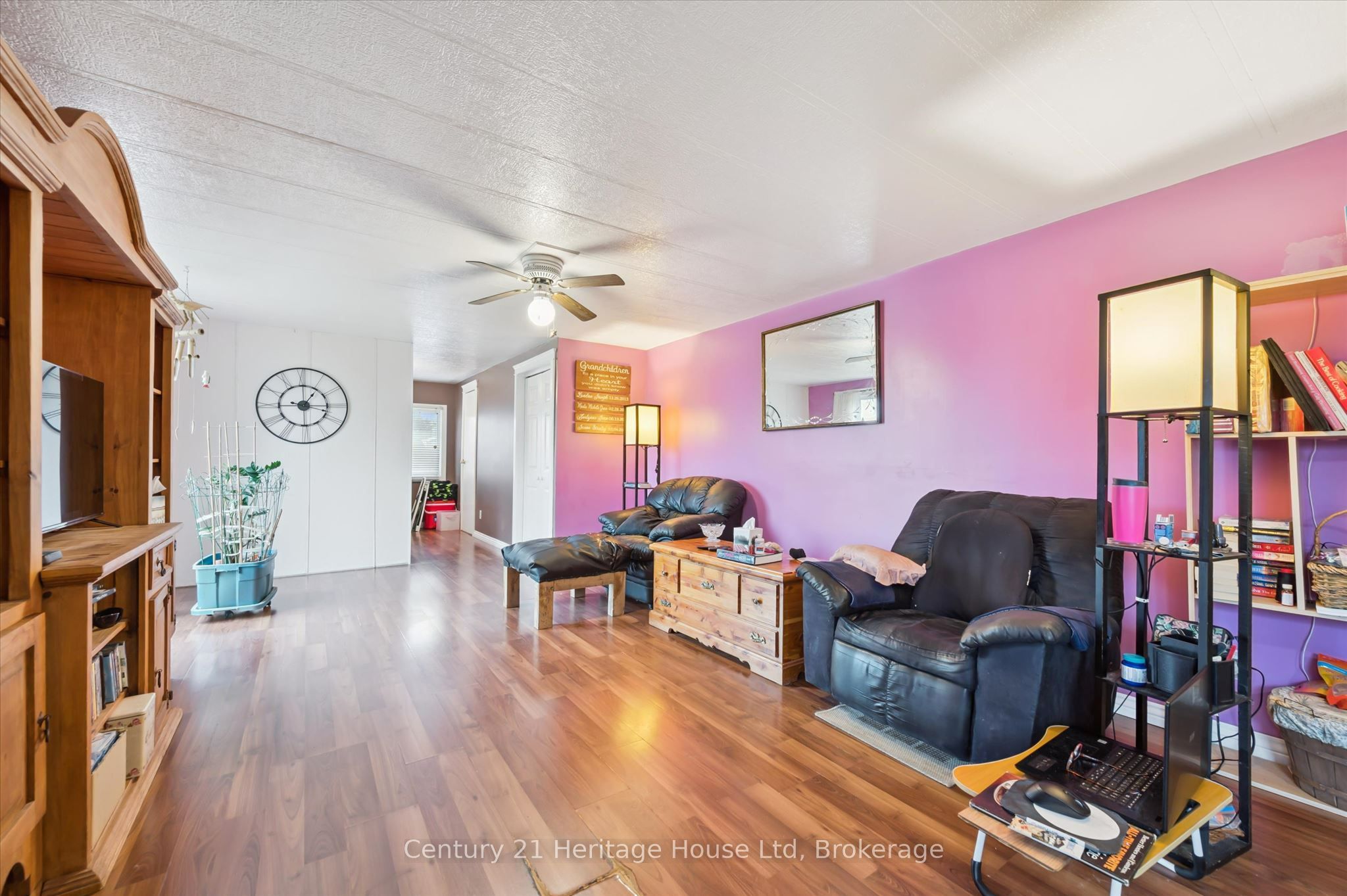 25 Fourth Avenue Property Photo 9