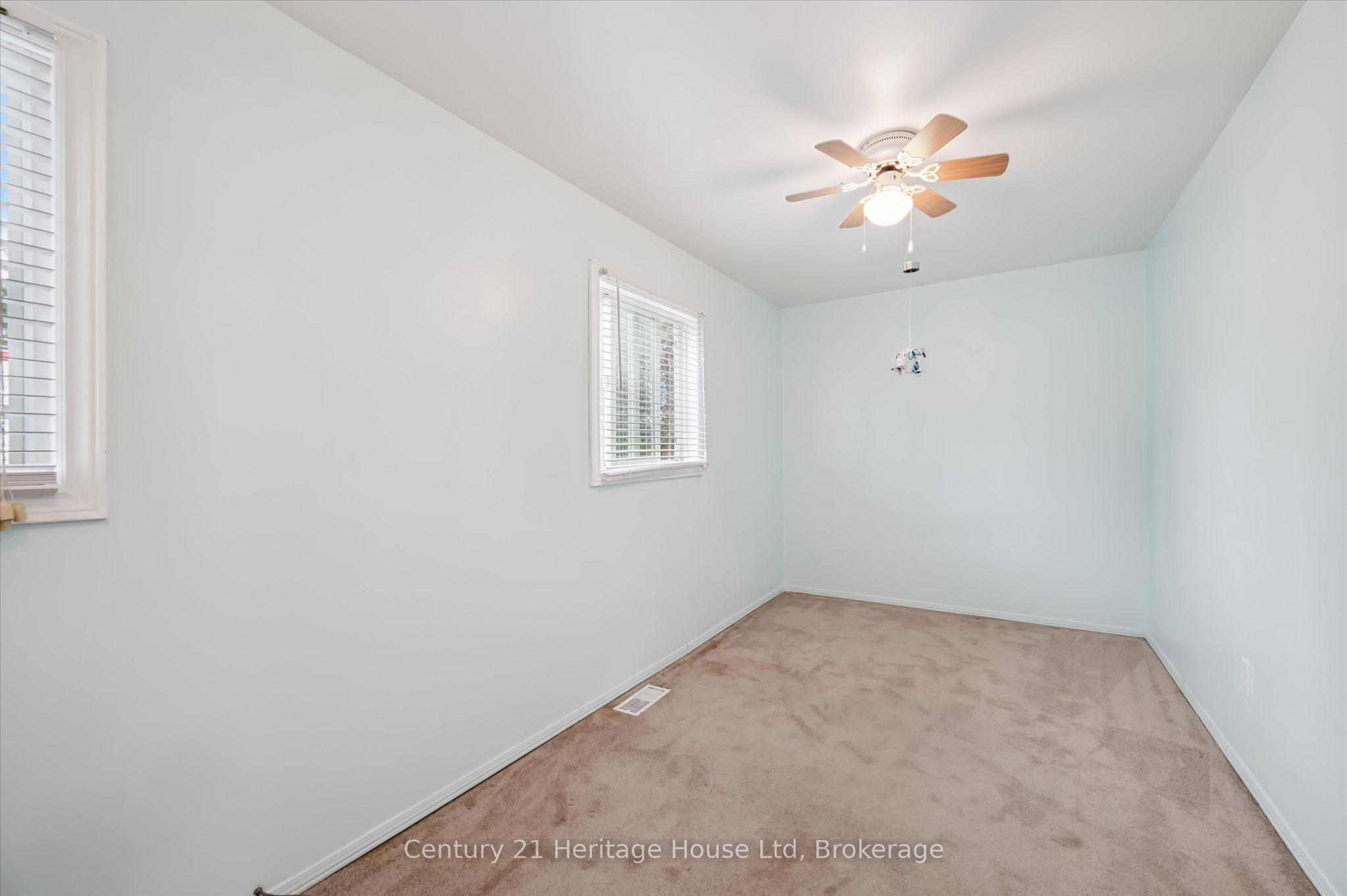 25 Fourth Avenue Property Photo 21