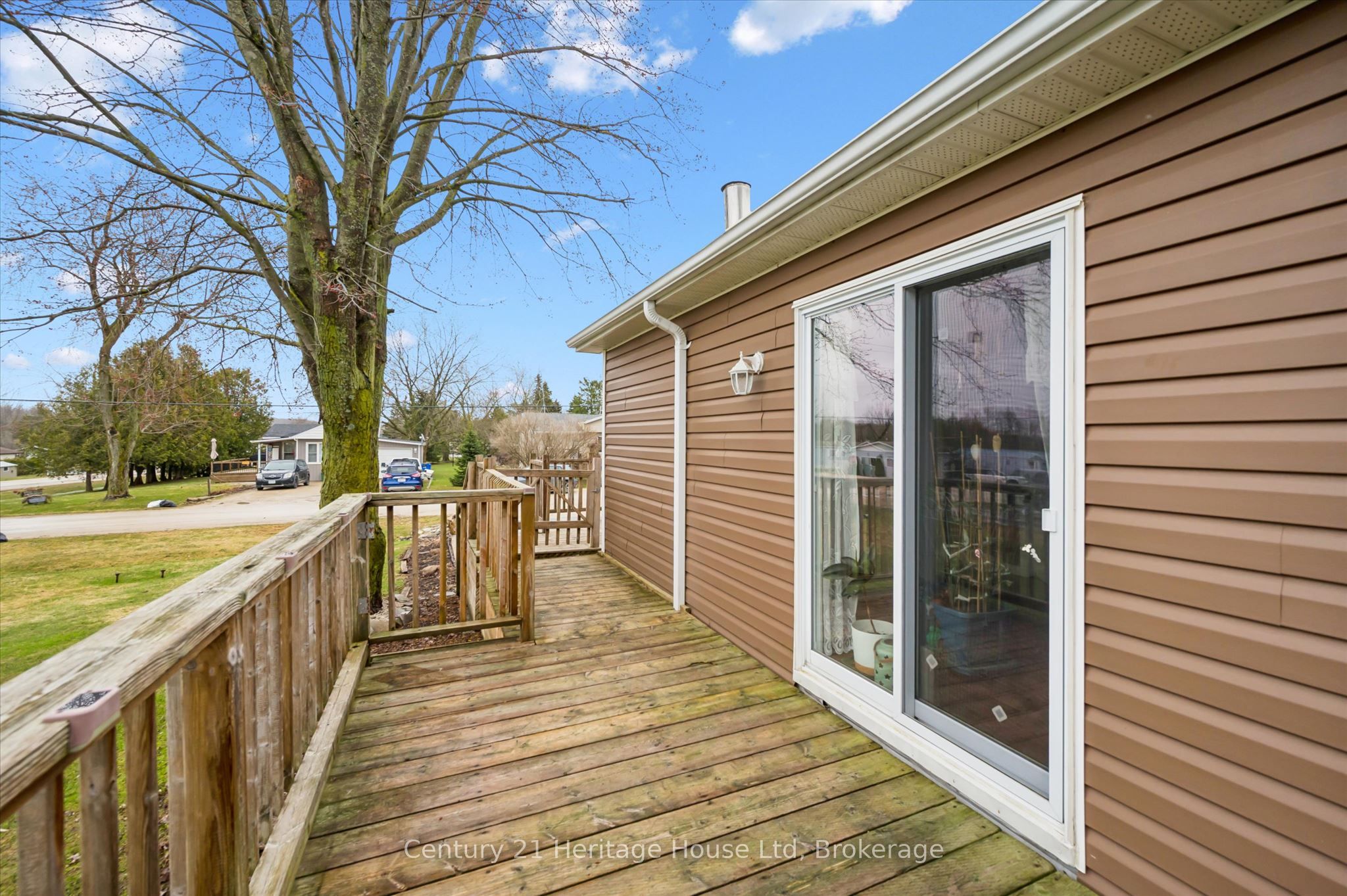25 Fourth Avenue Property Photo 25