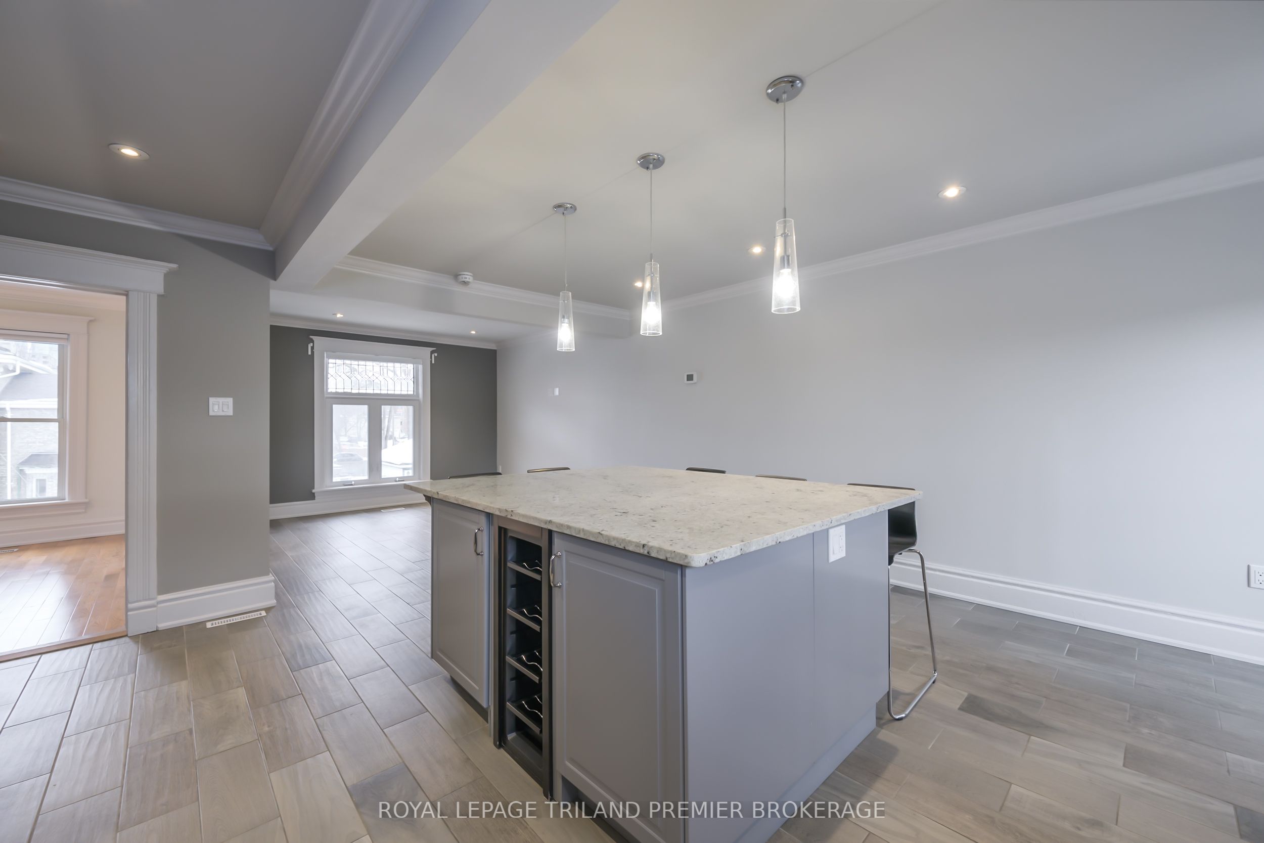 100 Central Avenue Property Photo 8
