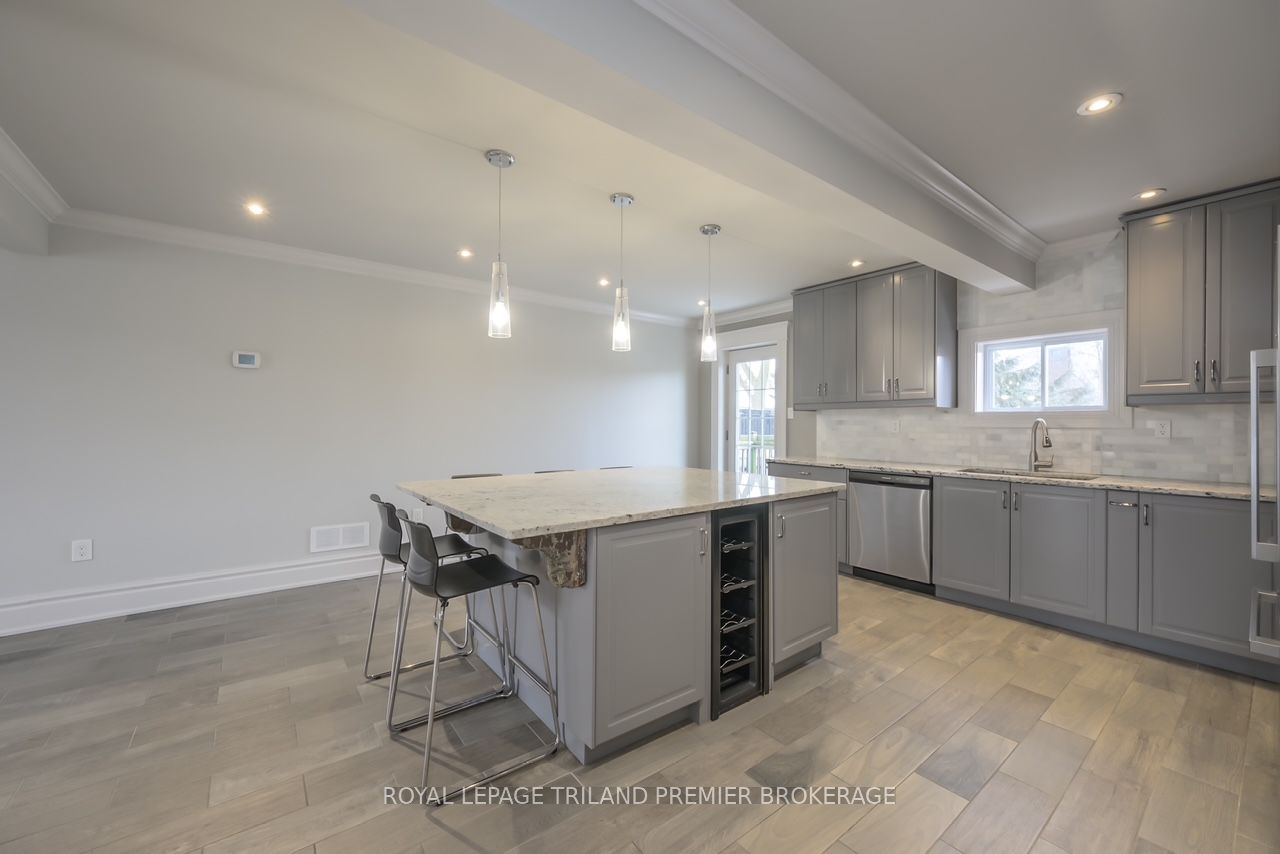 100 Central Avenue Property Photo 12