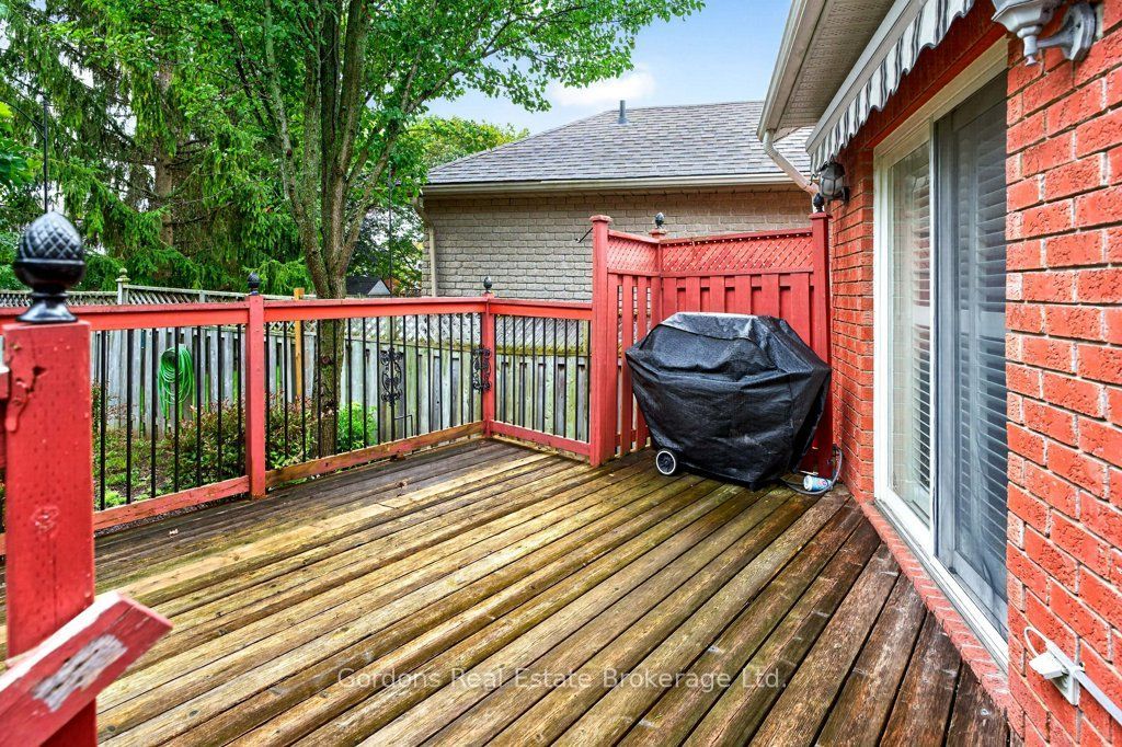 7 Hazel Court Property Photo 5