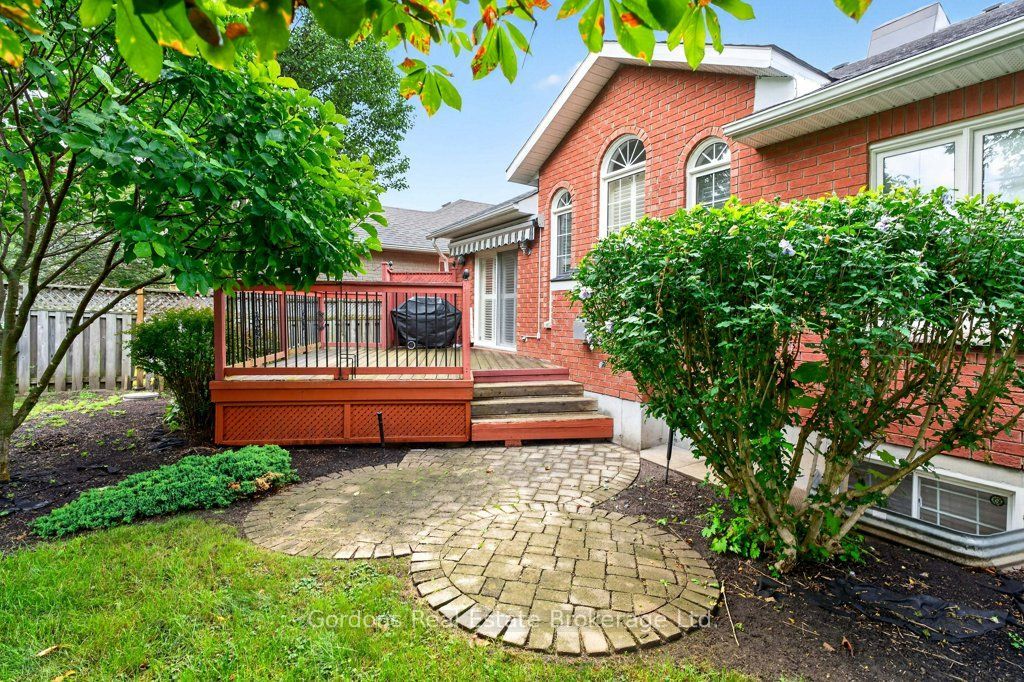 7 Hazel Court Property Photo 6