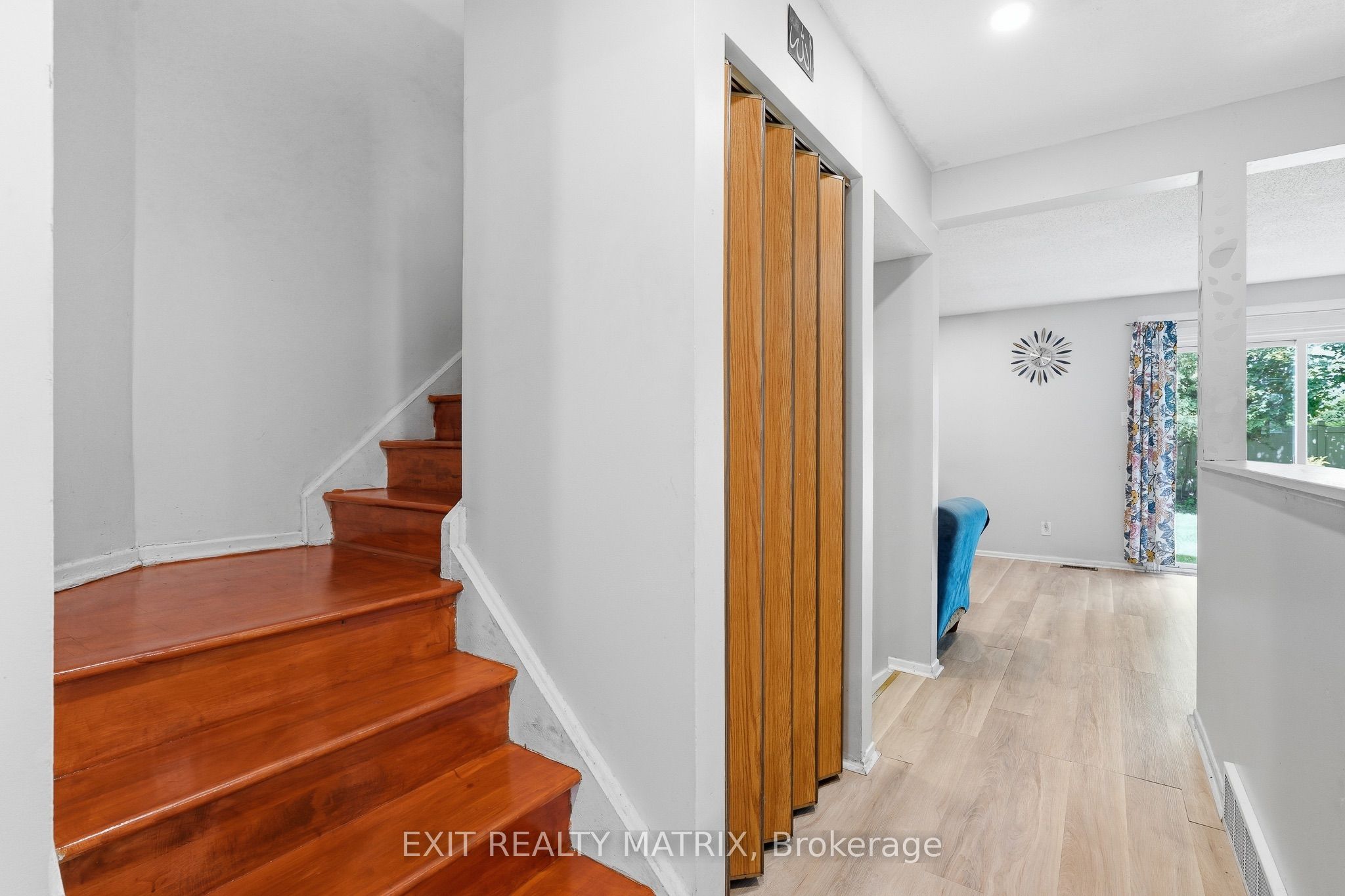 1661 Heron Road 3 Property Photo 6