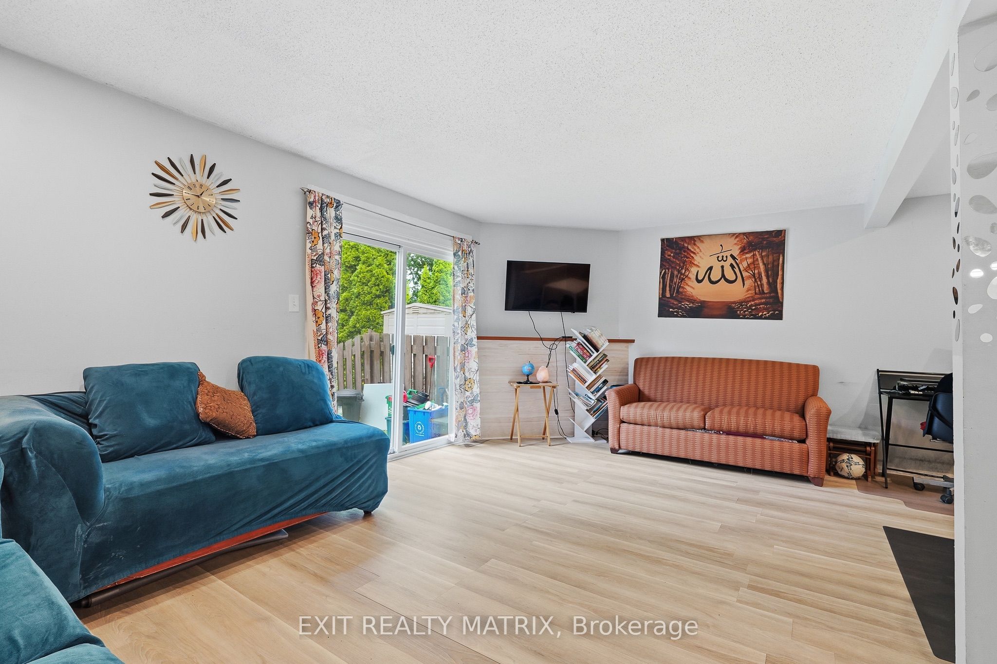 1661 Heron Road 3 Property Photo 17