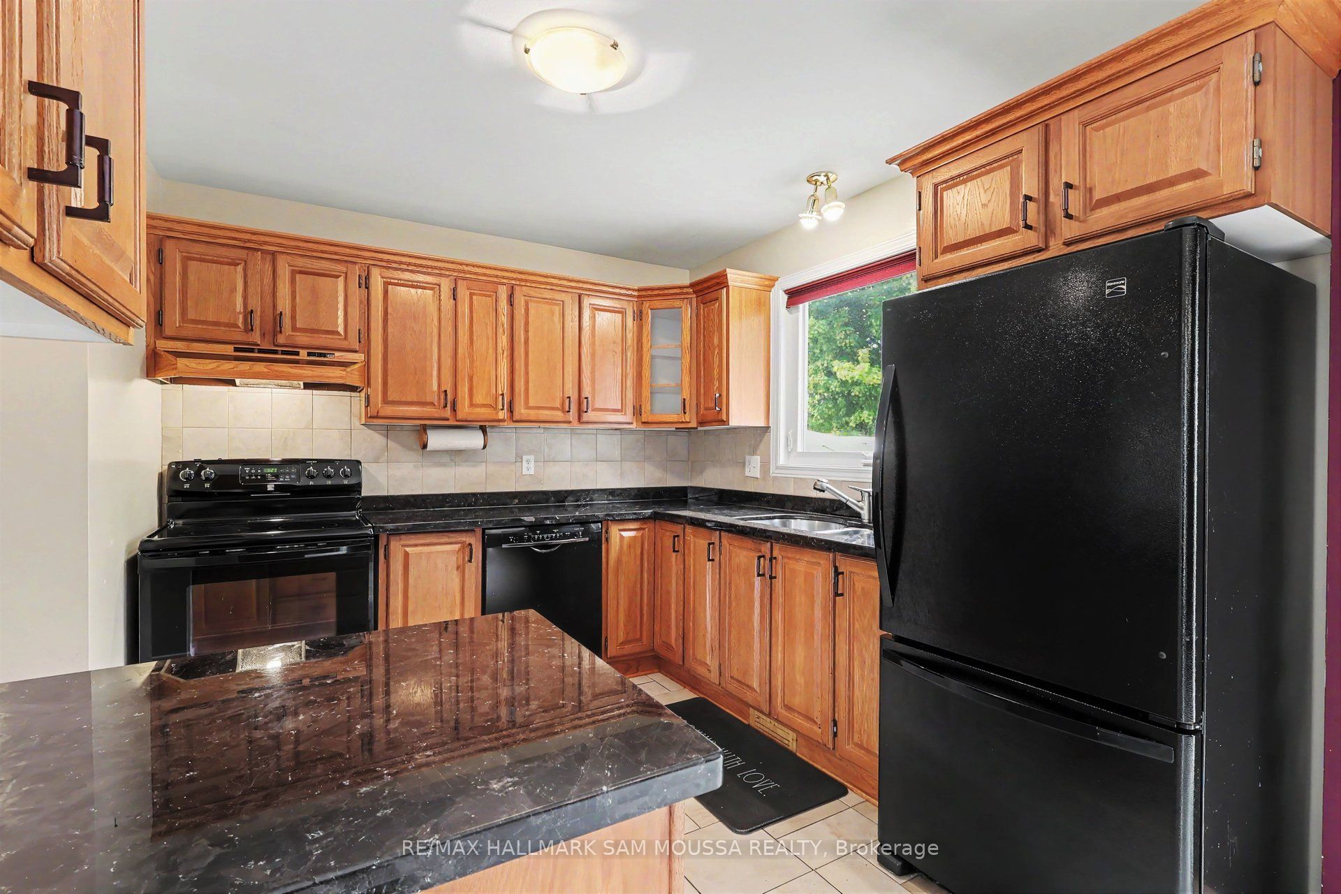 1475 Deavy Way Property Photo 15