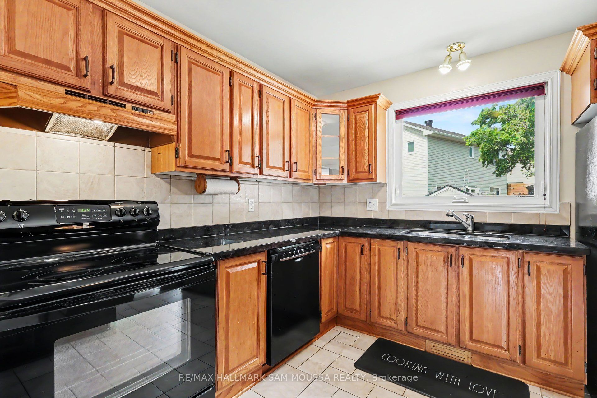1475 Deavy Way Property Photo 20