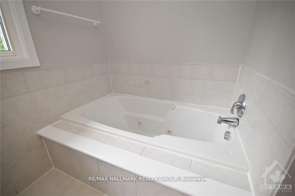 14 Whippoorwill Drive Property Photo 11