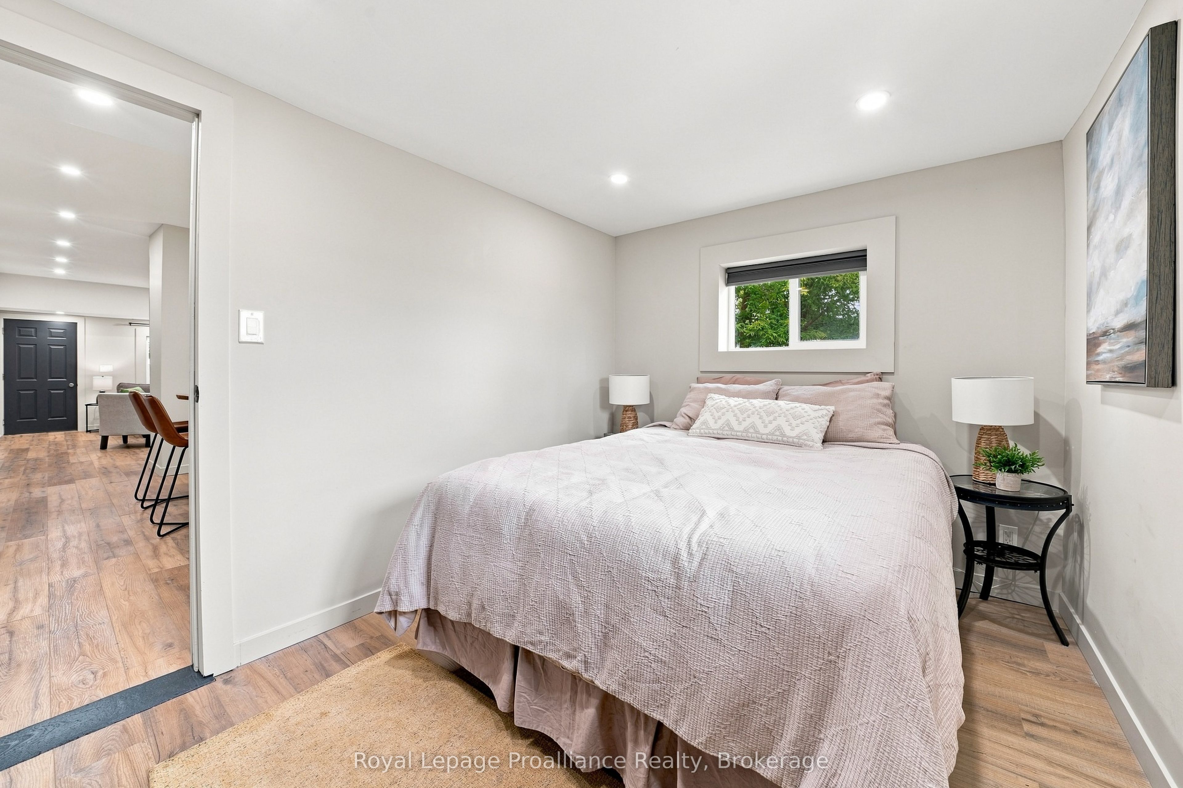 161 University Avenue Property Photo 17