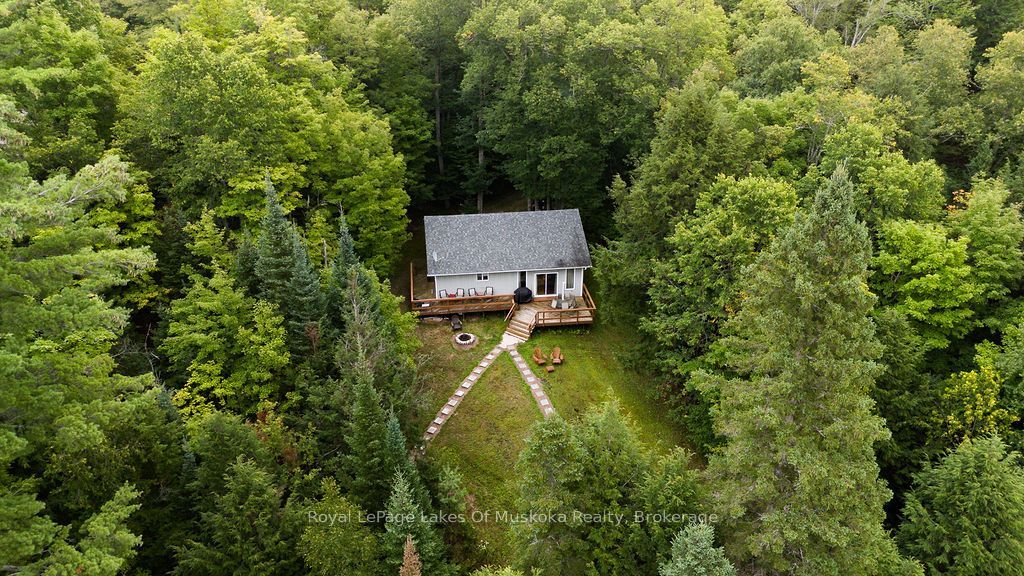 215 Sandwood Drive Property Photo 1
