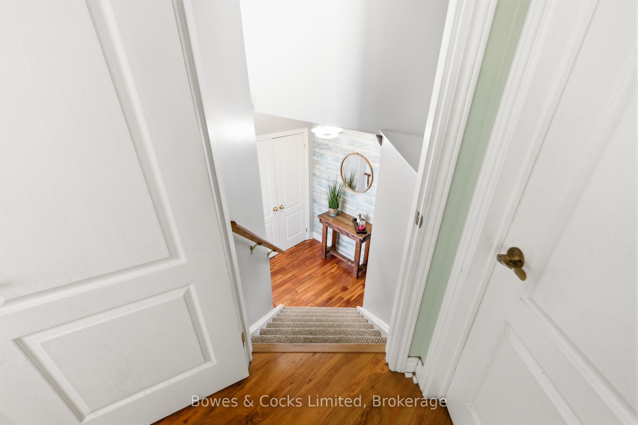 347 Middlefield Road Property Photo 20