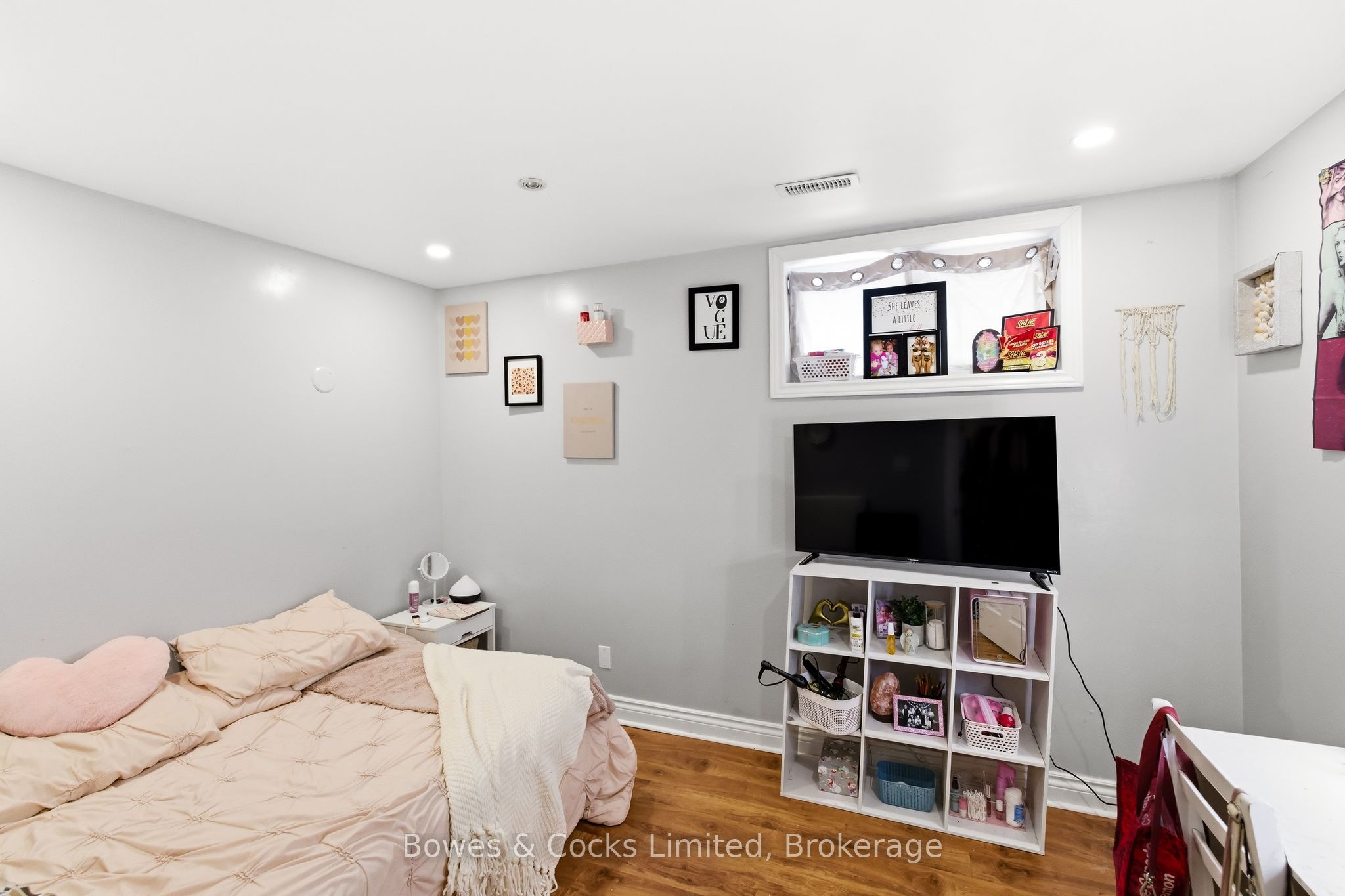 347 Middlefield Road Property Photo 35