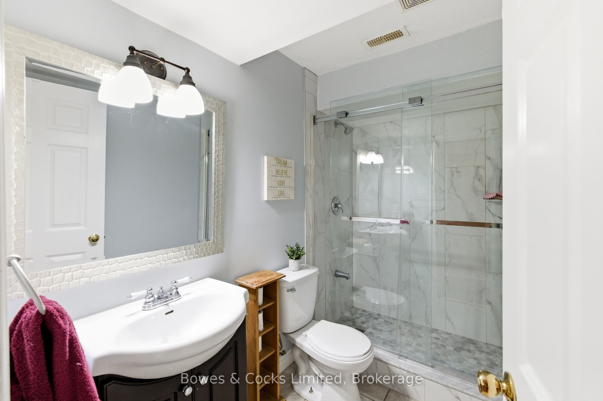 347 Middlefield Road Property Photo 37