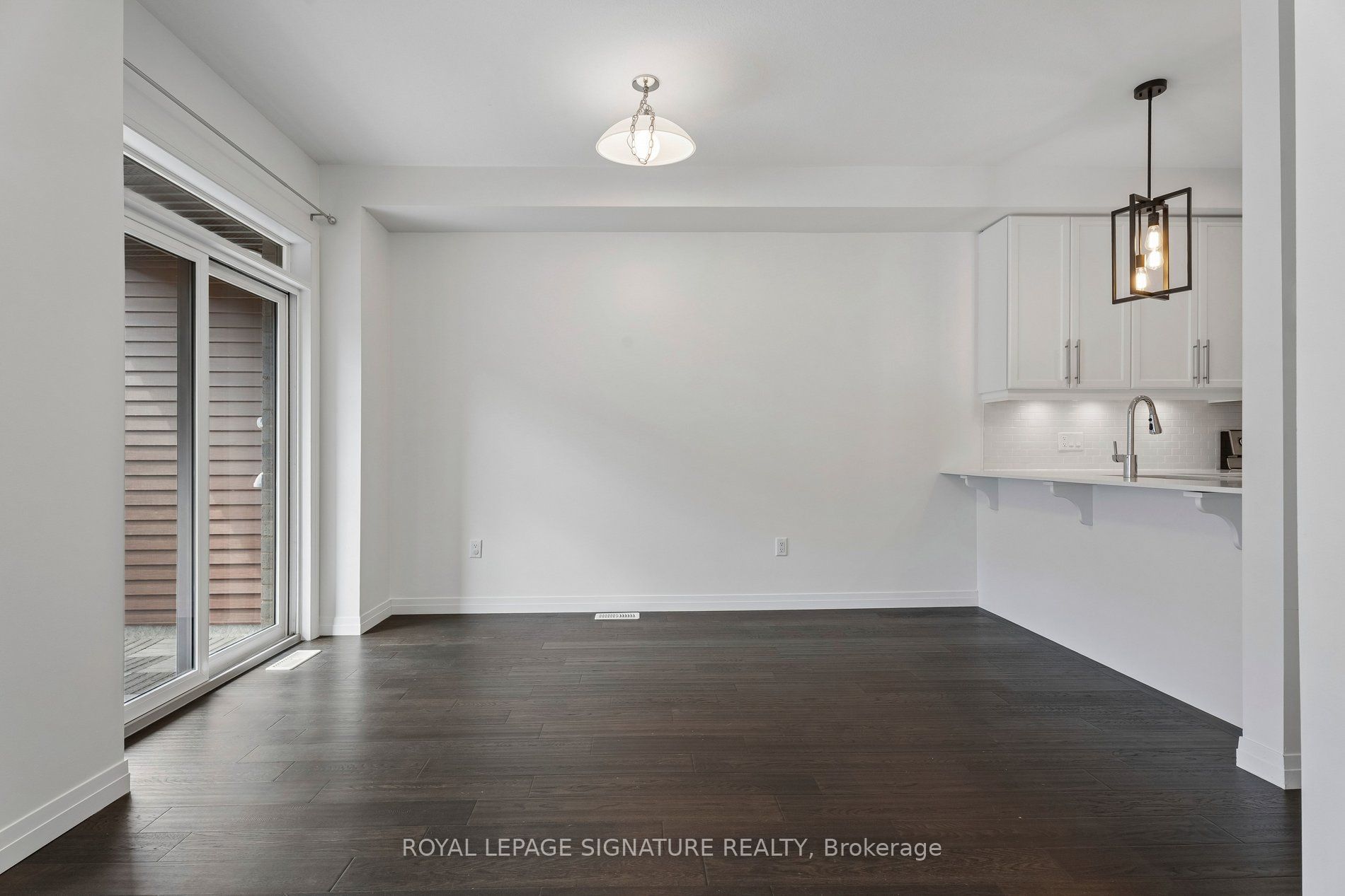 30 Times Square Boulevard 112 Property Photo 8