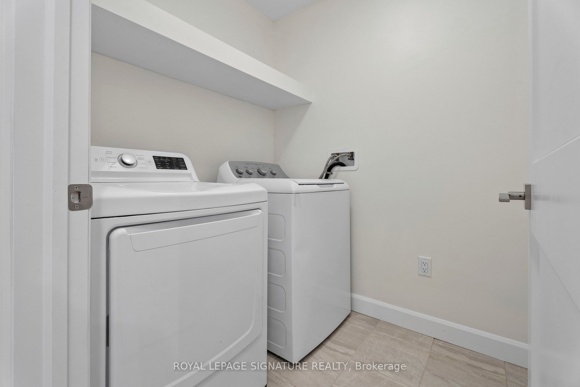30 Times Square Boulevard 112 Property Photo 15