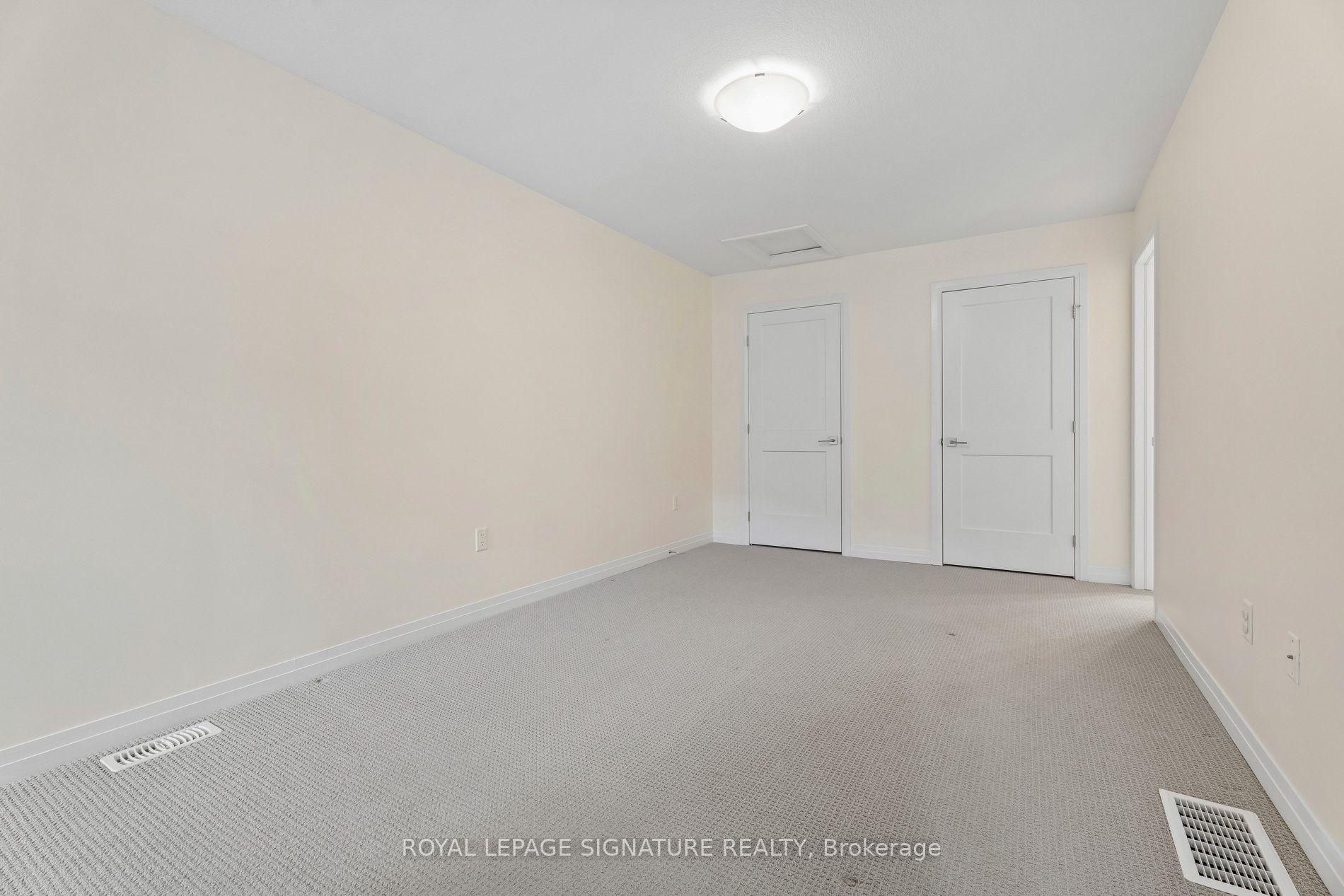 30 Times Square Boulevard 112 Property Photo 17