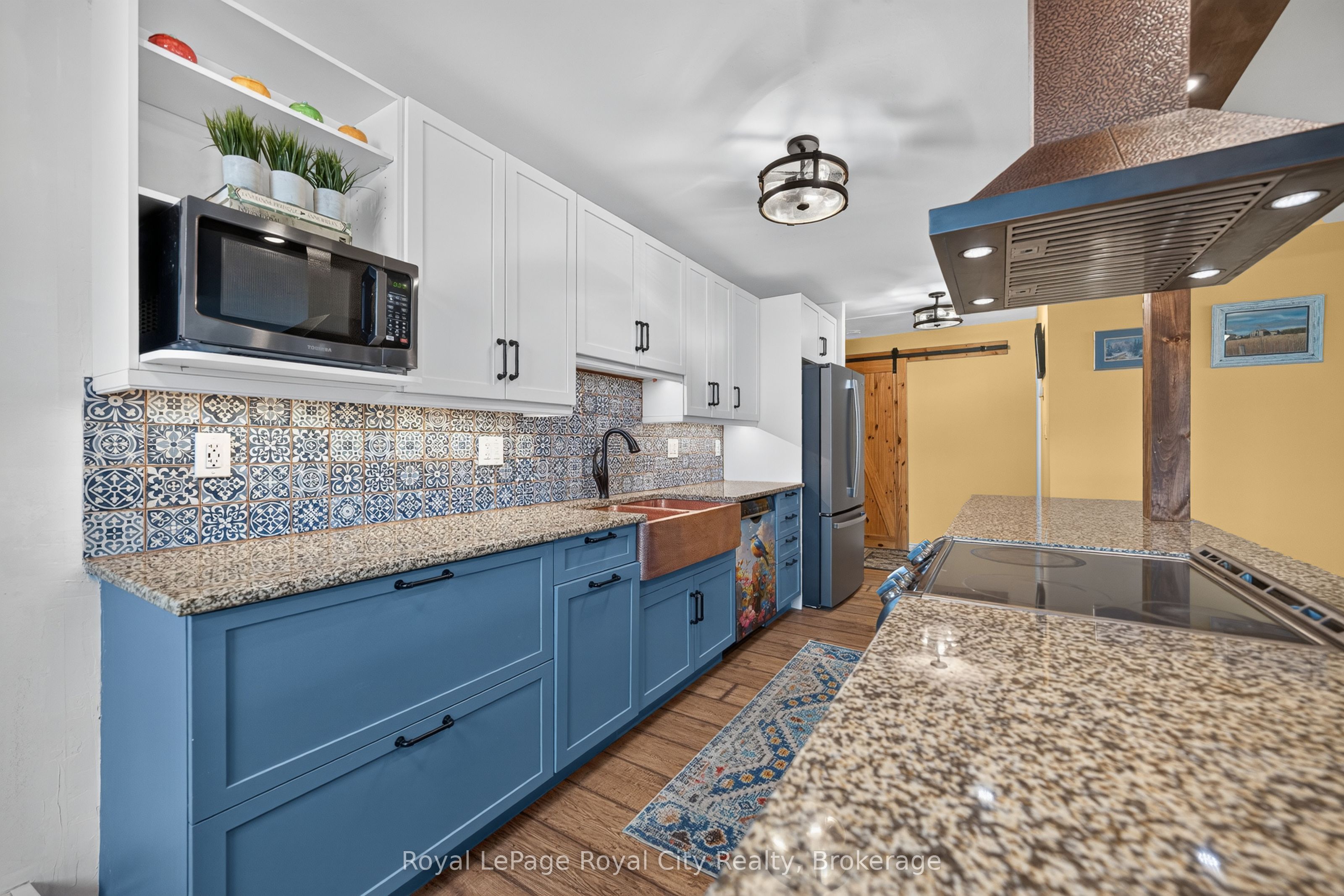19 Woodlawn Road E 206 Property Photo 12