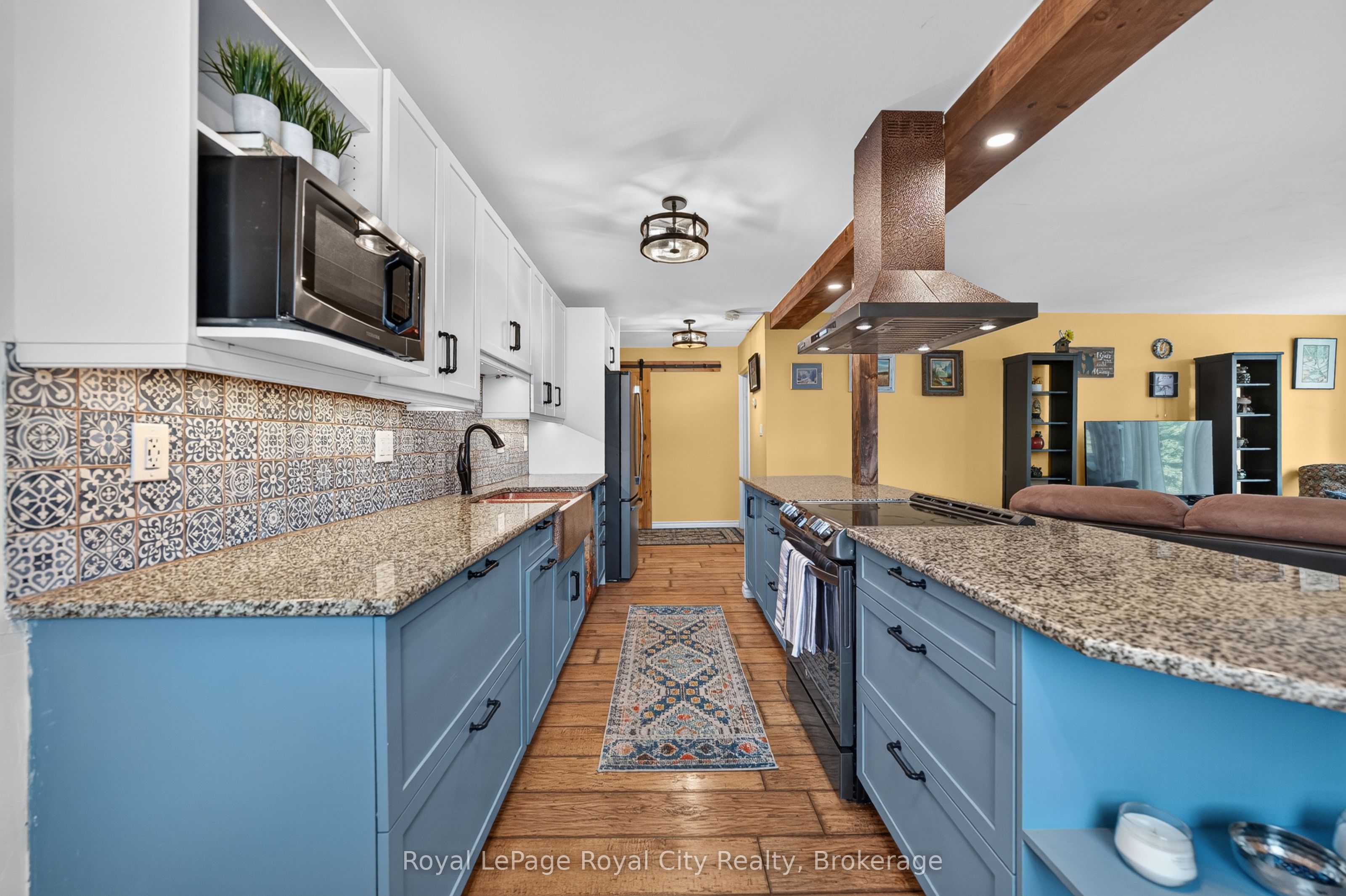 19 Woodlawn Road E 206 Property Photo 13