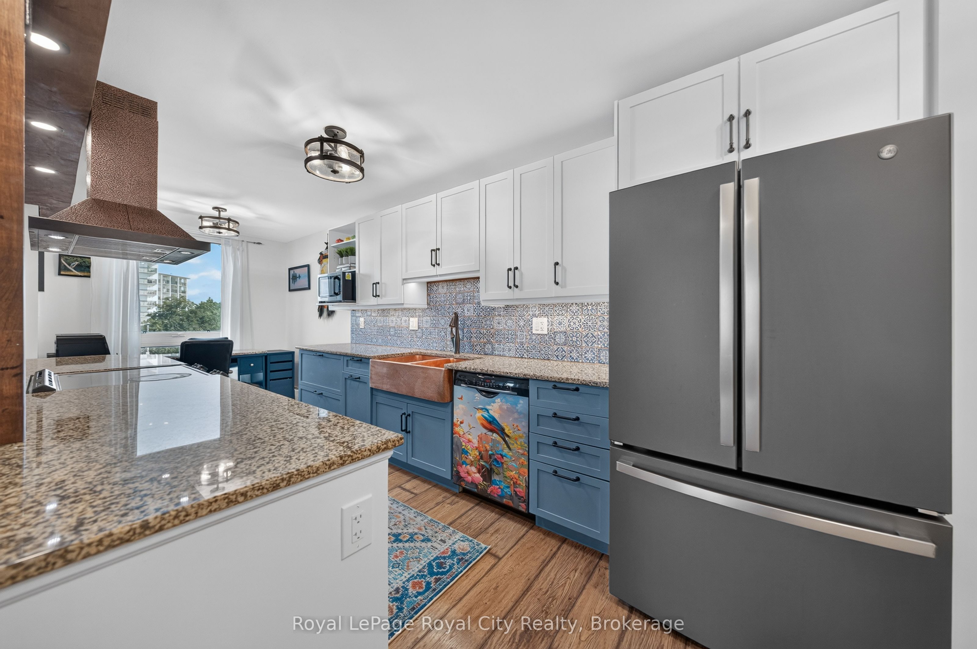 19 Woodlawn Road E 206 Property Photo 15