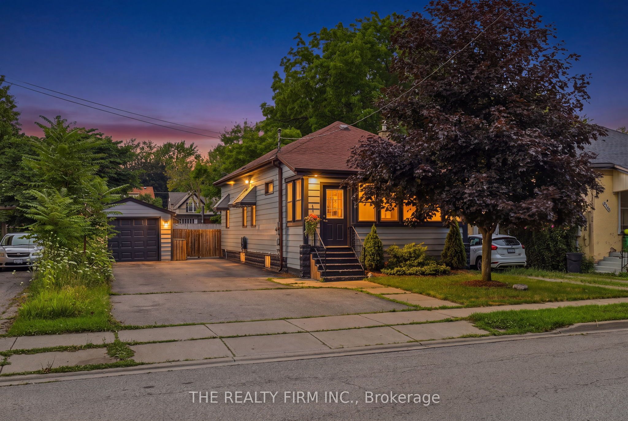 946 Lorne Avenue Property Photo 1