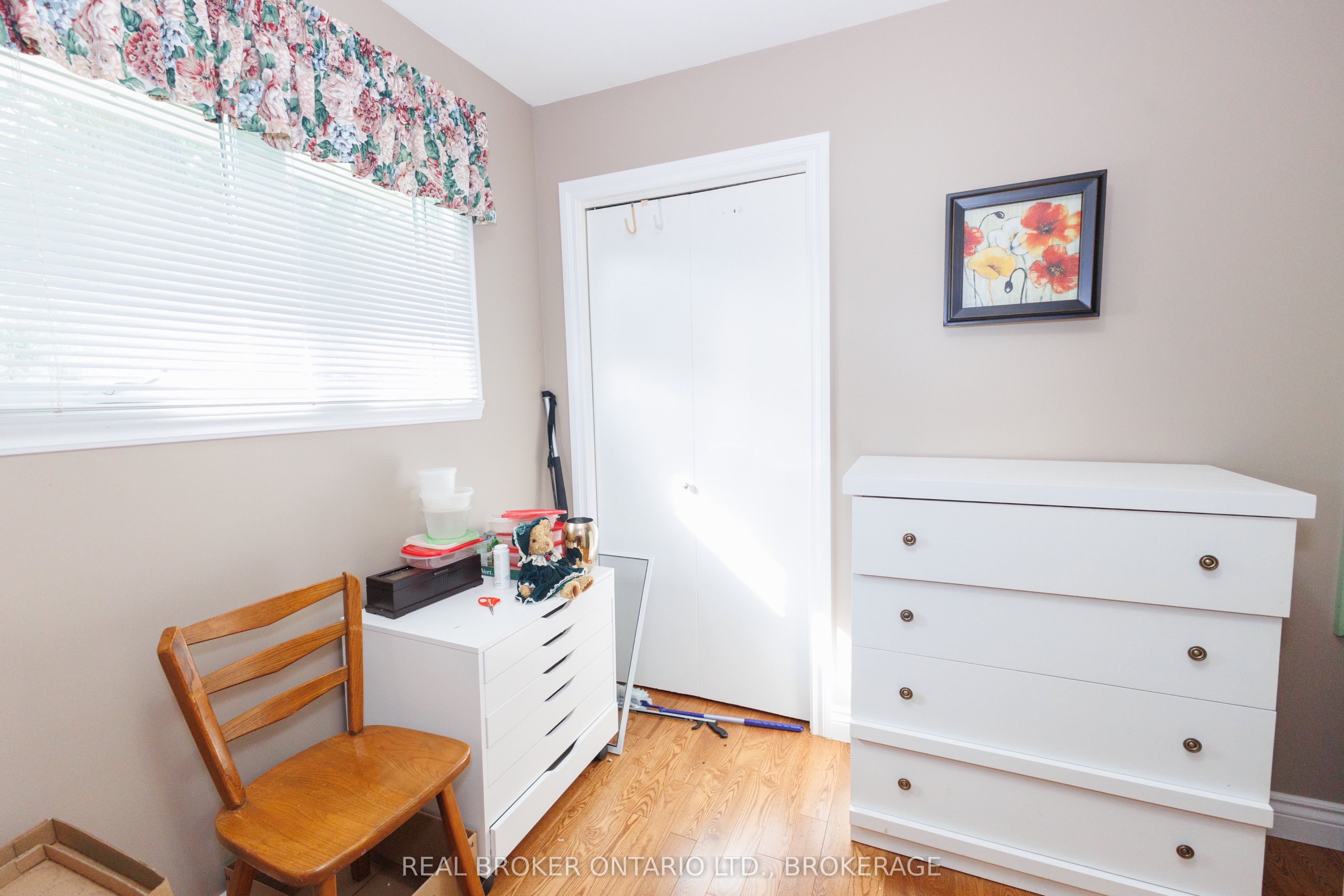 76 Kincardine Street W Property Photo 18