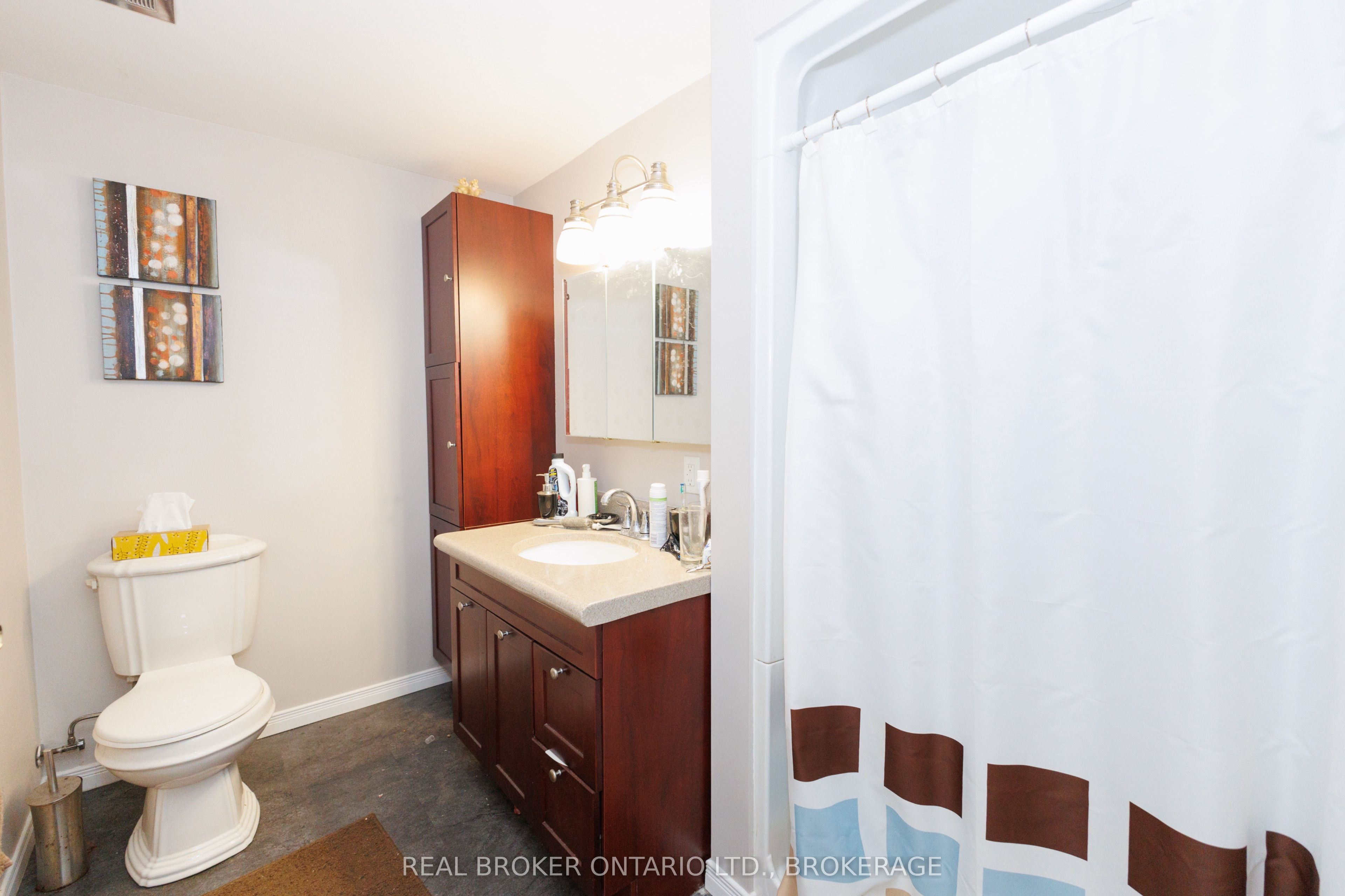 76 Kincardine Street W Property Photo 20